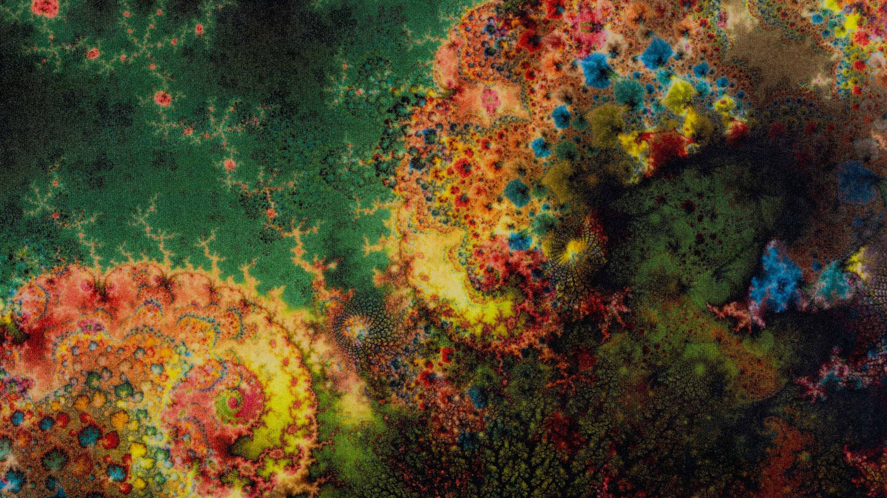 Thomas Ruff Reviewed in Musée Magazine | David Zwirner