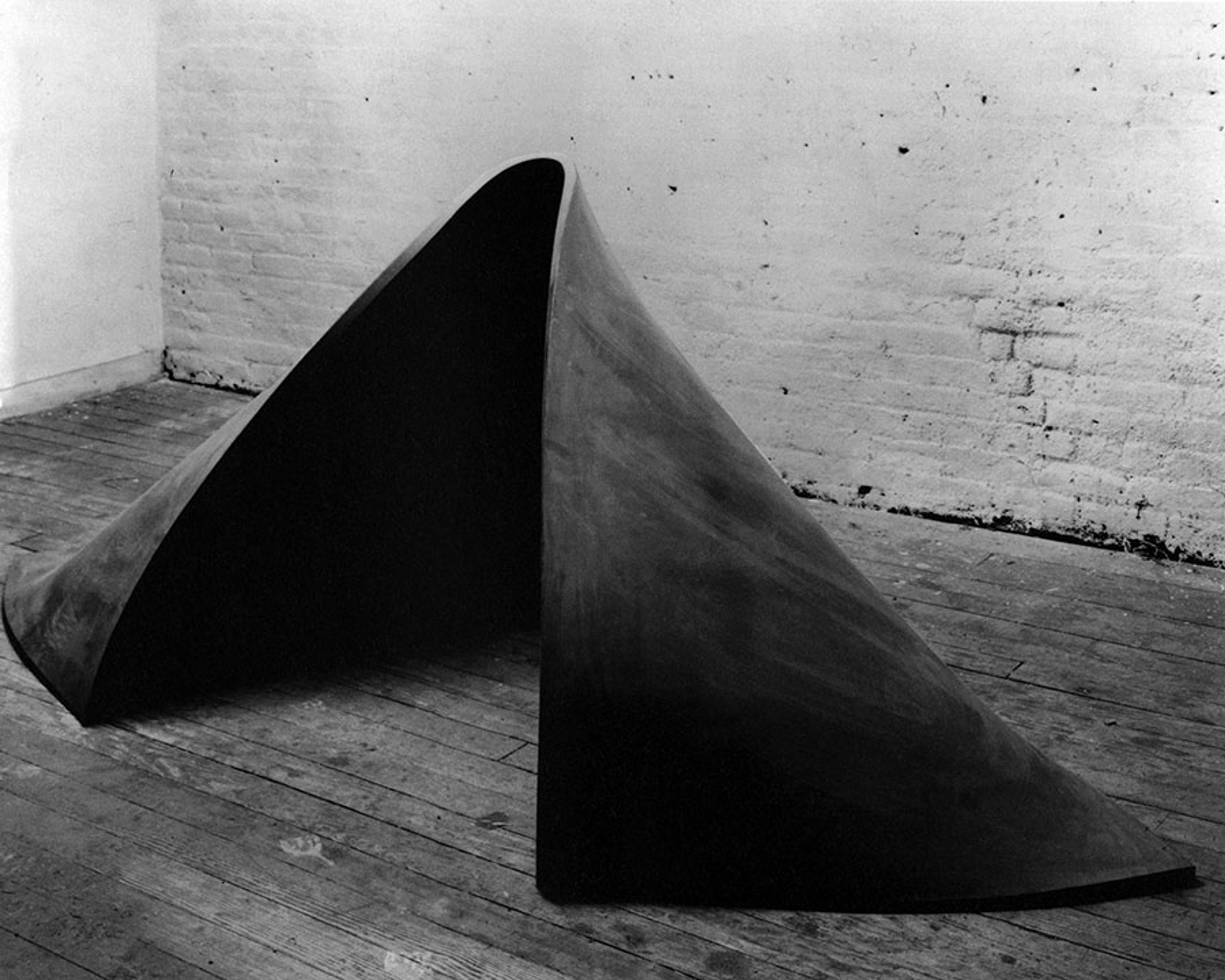 A vulcanized rubber sculpture by Richard Serra titled To Lift, dated 1967.