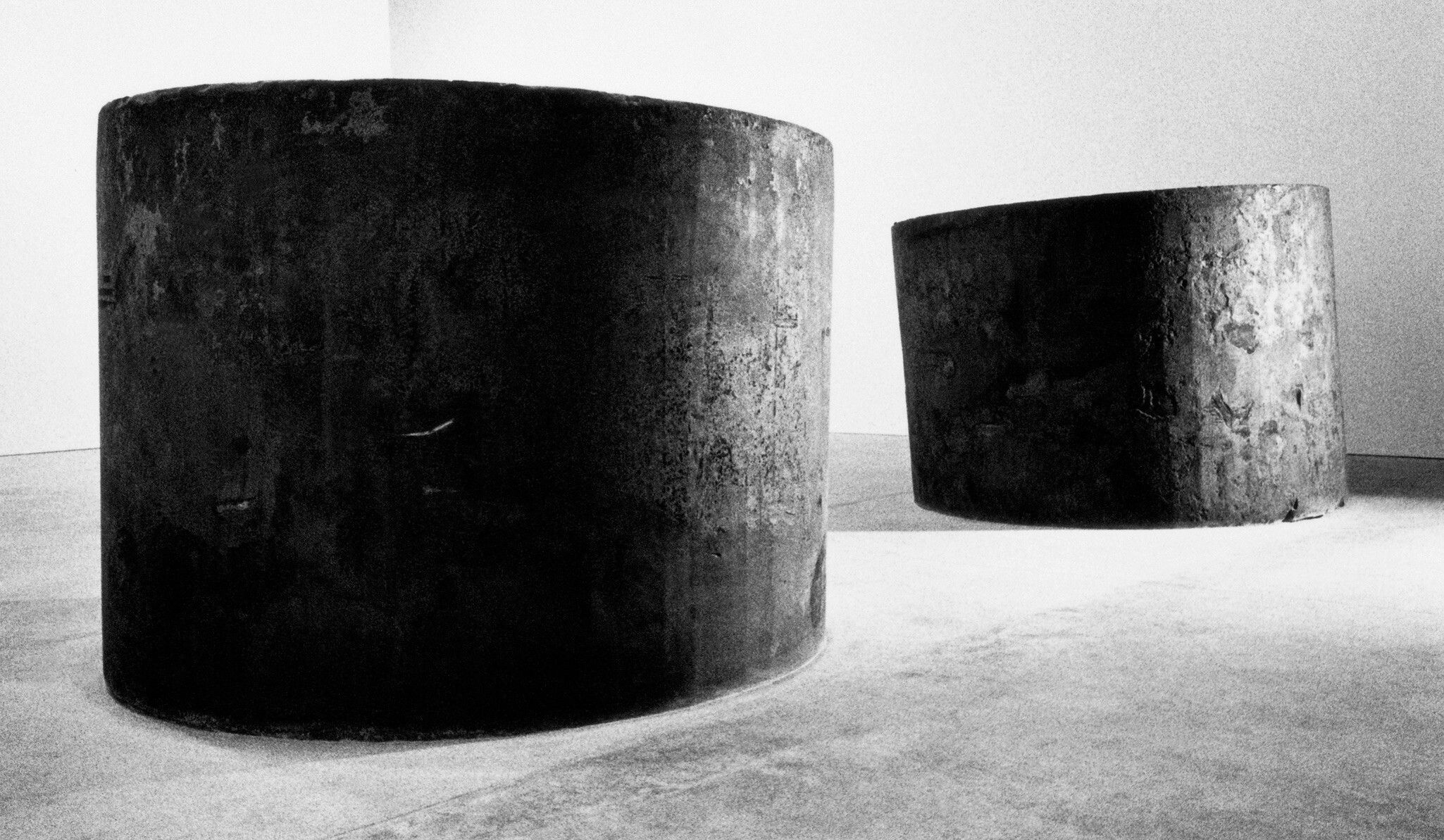 Richard Serra, Two Forged Rounds (For Buster Keaton), 1991, Forged steel, Two (2) rounds. Photo by Huger Foote