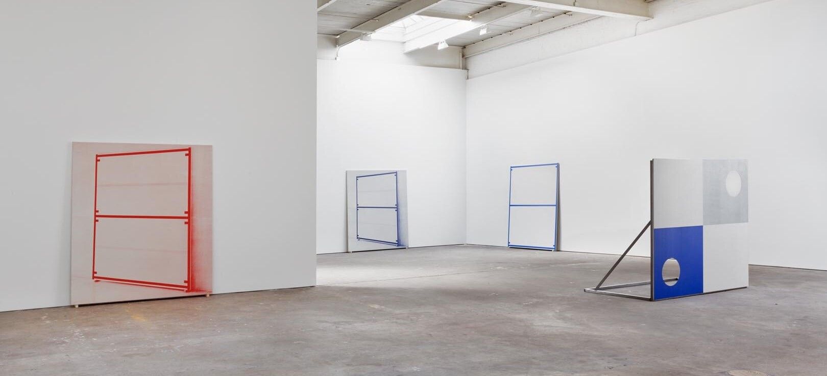 Installation view of the exhibition Alan Uglow at David Zwirner in New York, dated 2013.