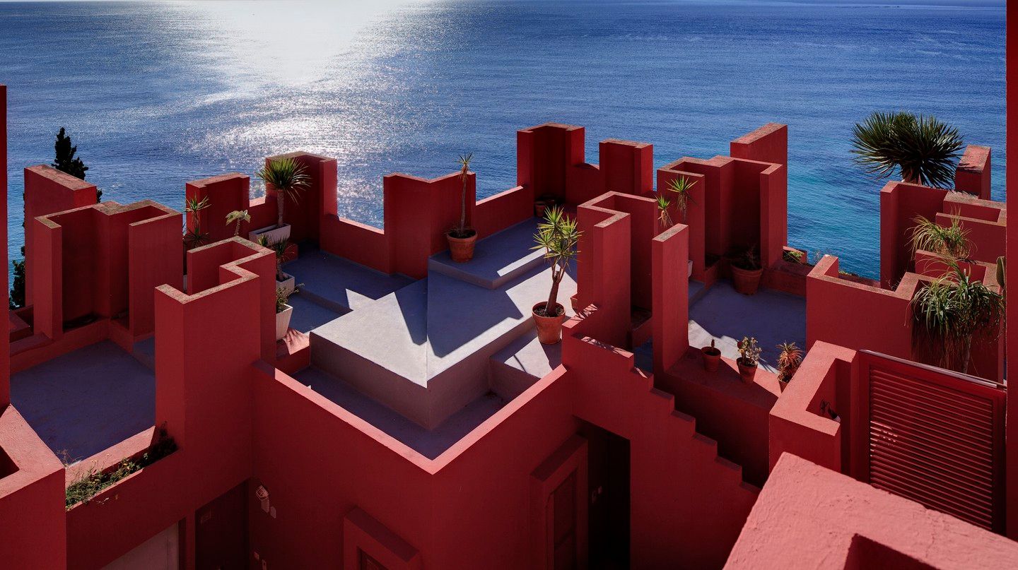 A Photo courtesy of Ricardo Bofill titled La Muralla Roja in Spain.