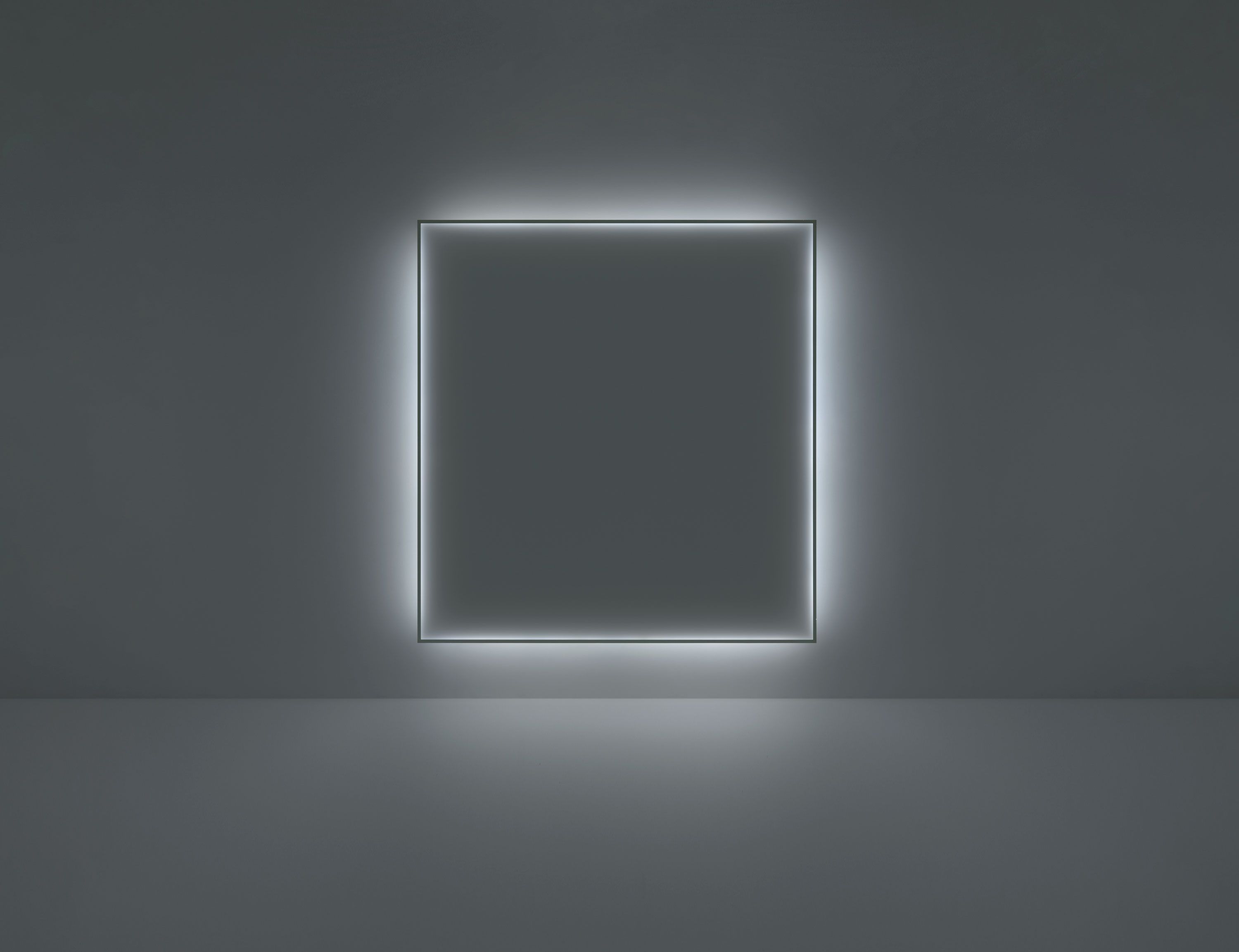 An untitled sprayed lacquer on acrylic, magnetic transformer, and daylight neon sculpture by Doug Wheeler, dated 1967.
