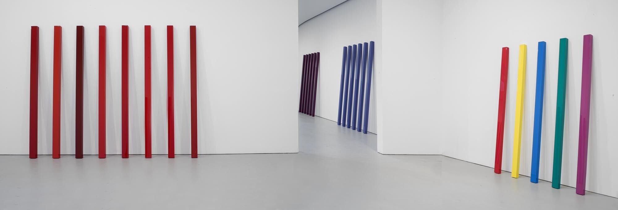 Installation view of the exhibition John McCracken, at David Zwirner in New York, dated 2008. 
