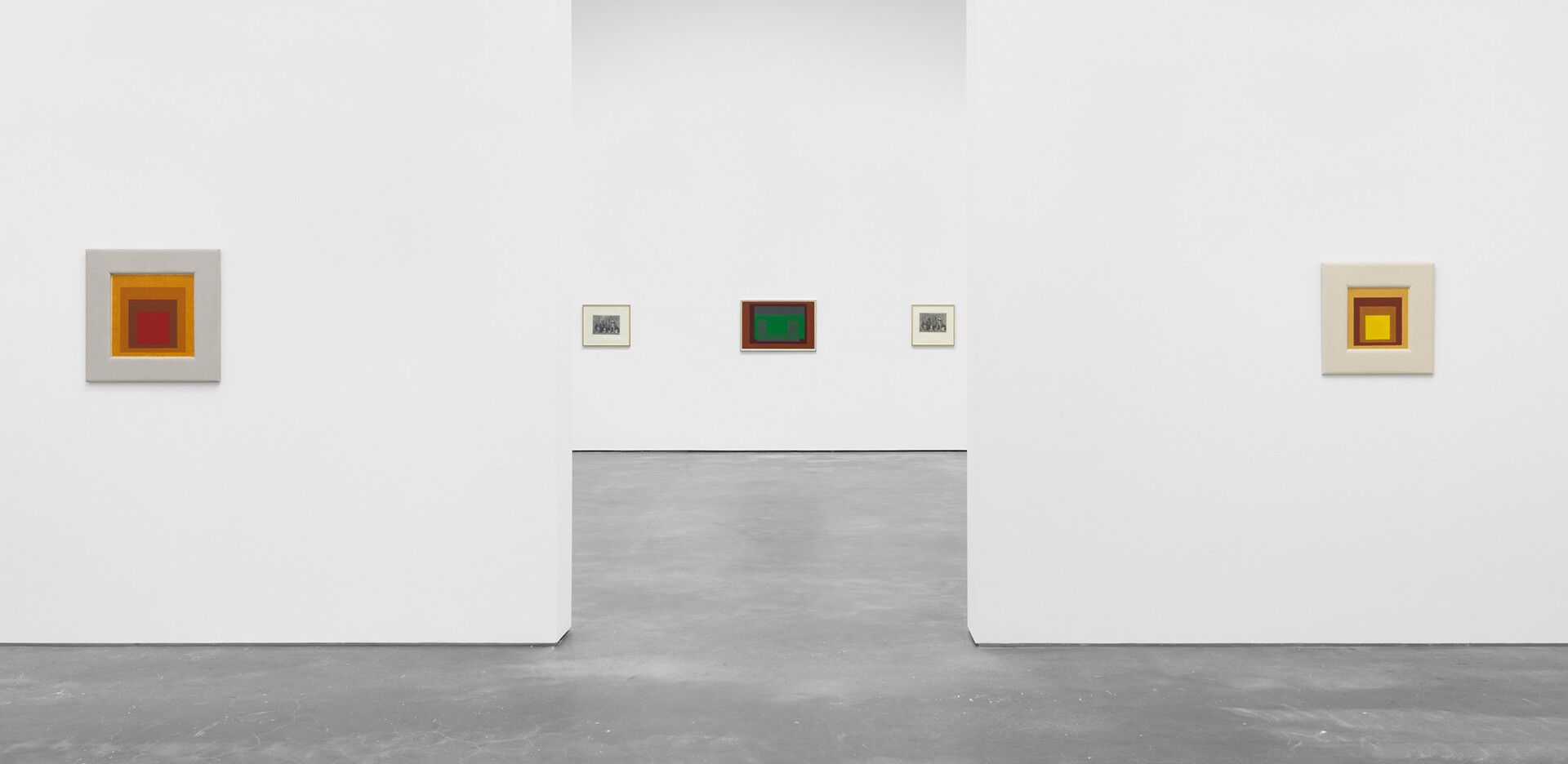 An installation view of an exhibition titled Albers and morandi: Never Finished at David Zwriner in New York in 2021.
