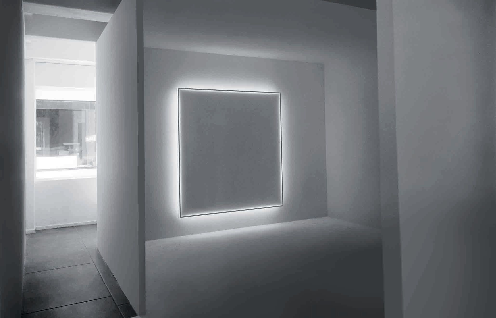 Installation view of the work untitled by Doug Wheeler at Pasadena Art Museum, California, dated 1968.