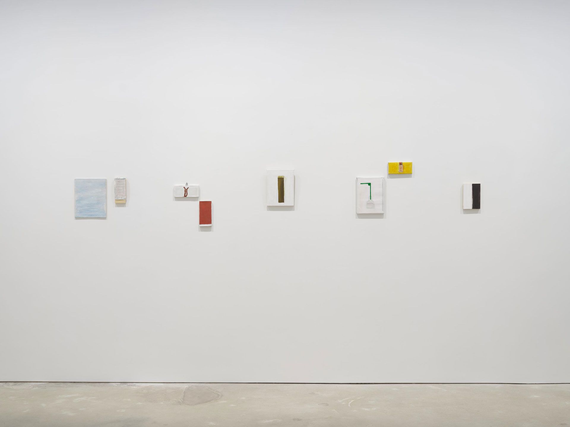 An installation view of the exhibition Raoul De Keyser, at David Zwirner in Hong Kong, dated 2021.