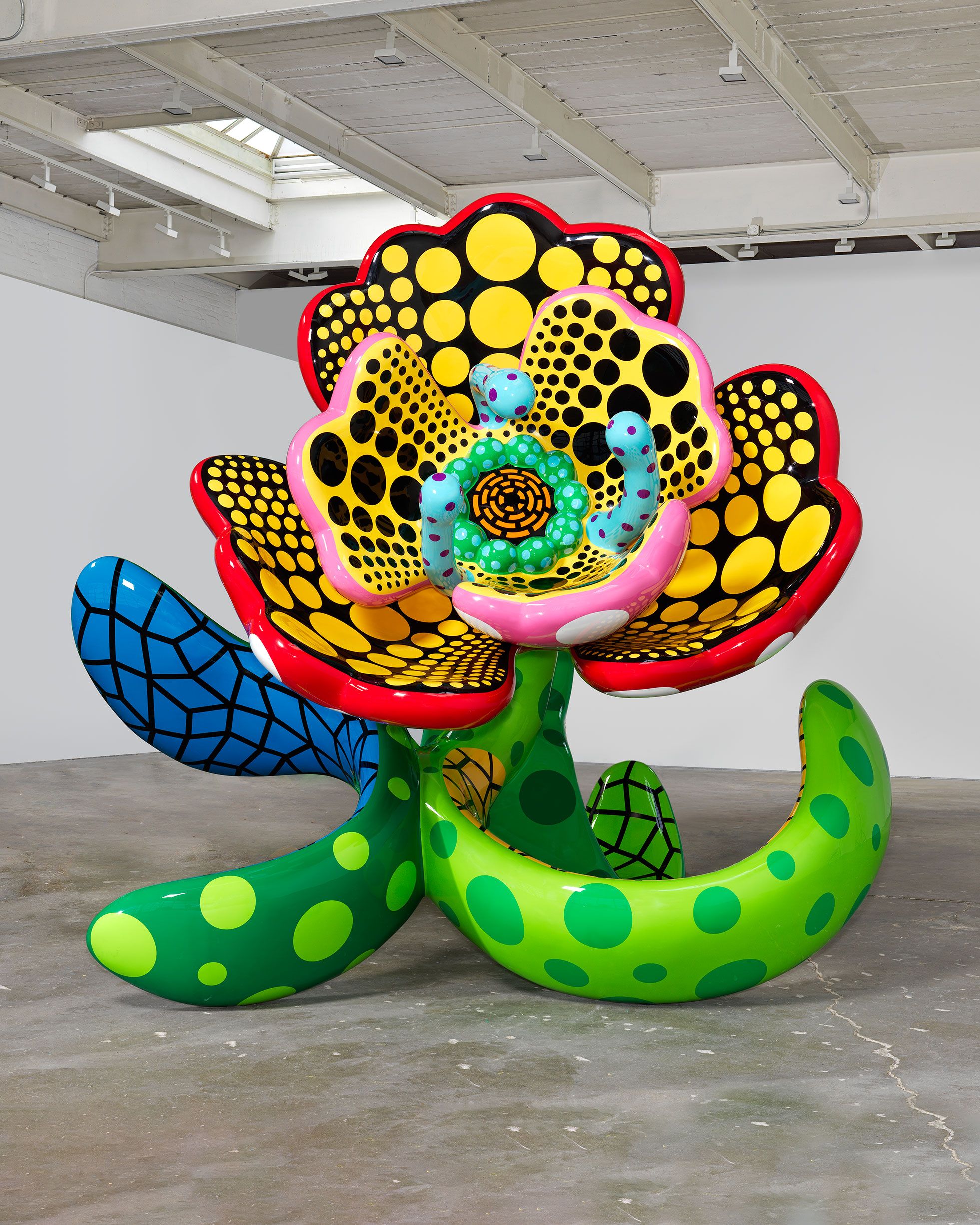 Yayoi Kusama Exhibition | I Spend Each Day Embracing Flowers | May