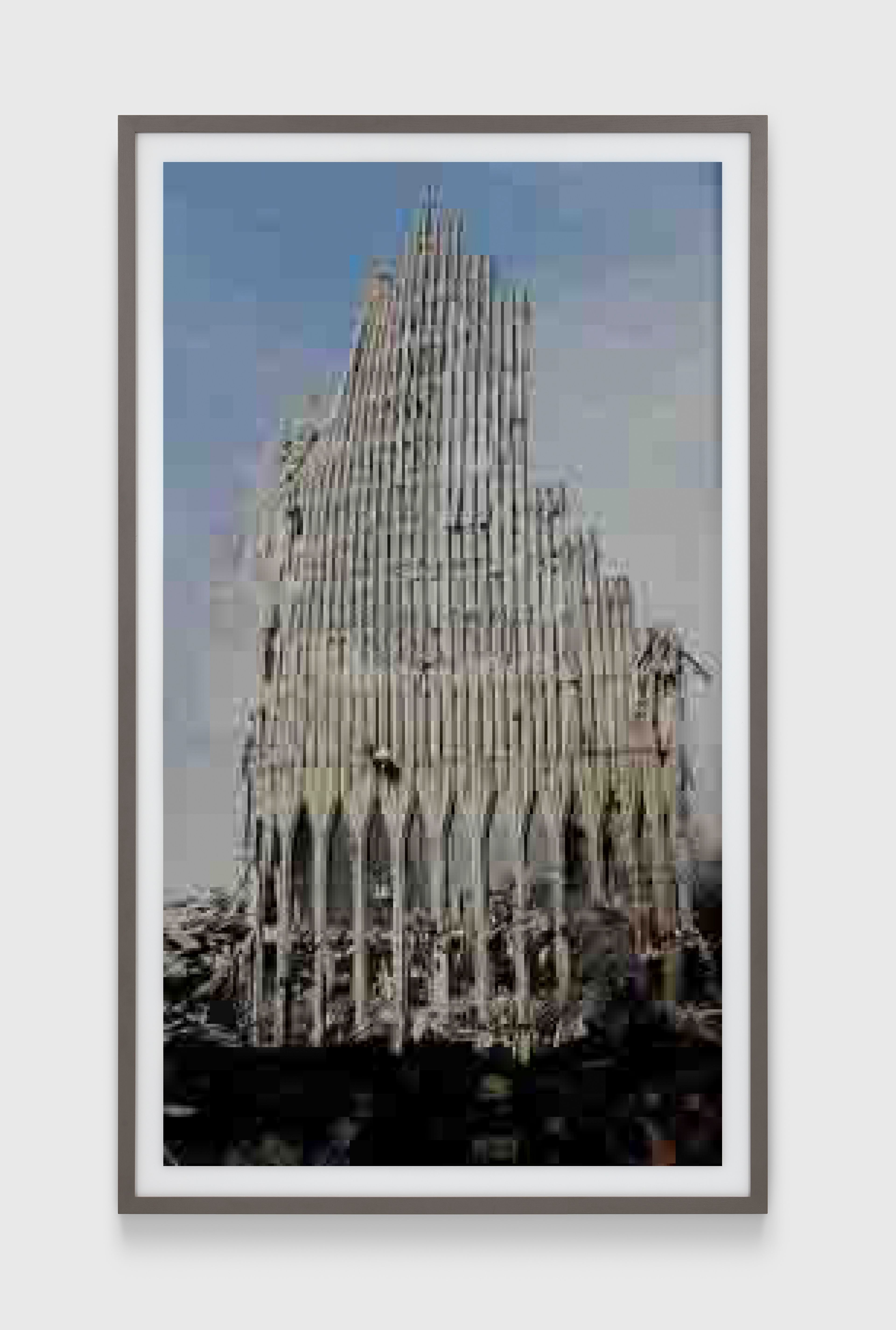 A photograph by Thomas Ruff, titled jpeg ny05, dated 2004.