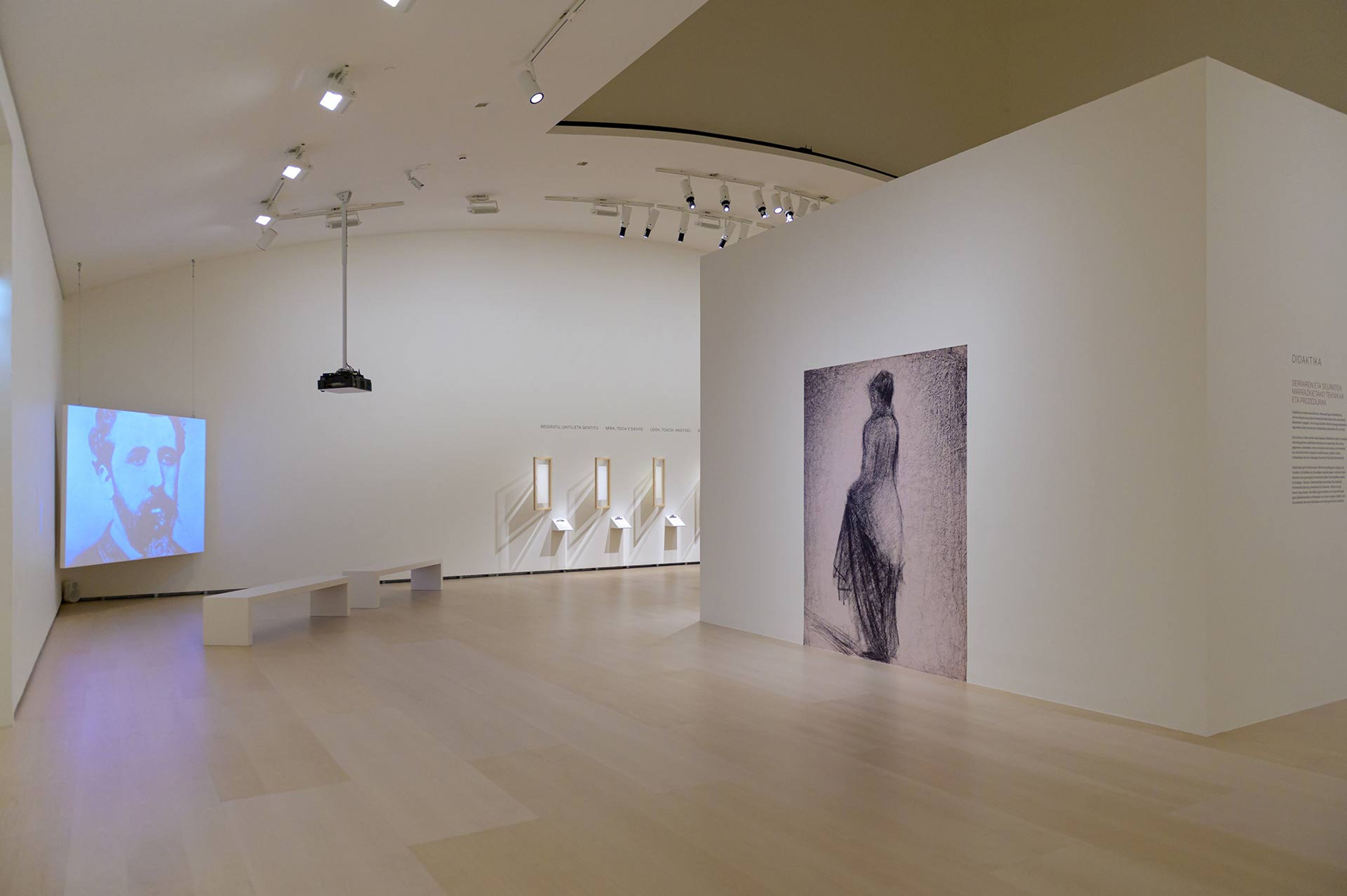 Installation view of the exhibition Serra/Seurat. Drawings at the Guggenheim Museum Bilbao, dated 2022.