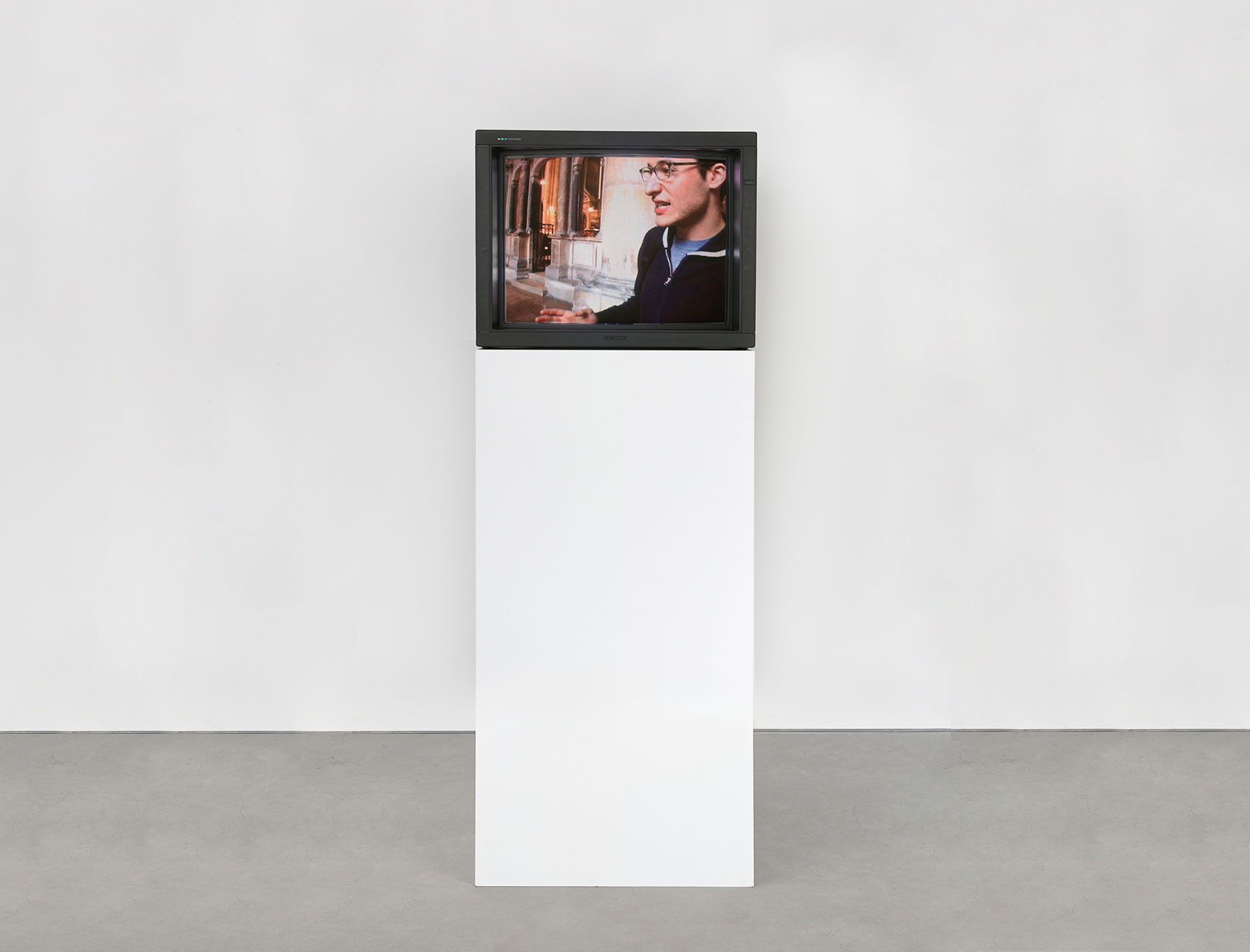 A video by Jordan Wolfson, titled The Crisis, dated 2004.