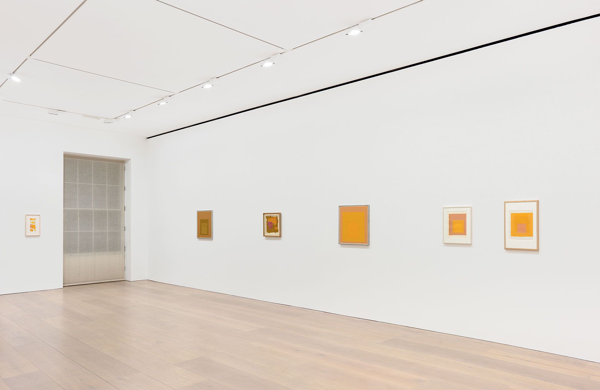 Installation view of the exhibition: Josef Albers: Sunny Side Up at David Zwirner in London, dated 2017.