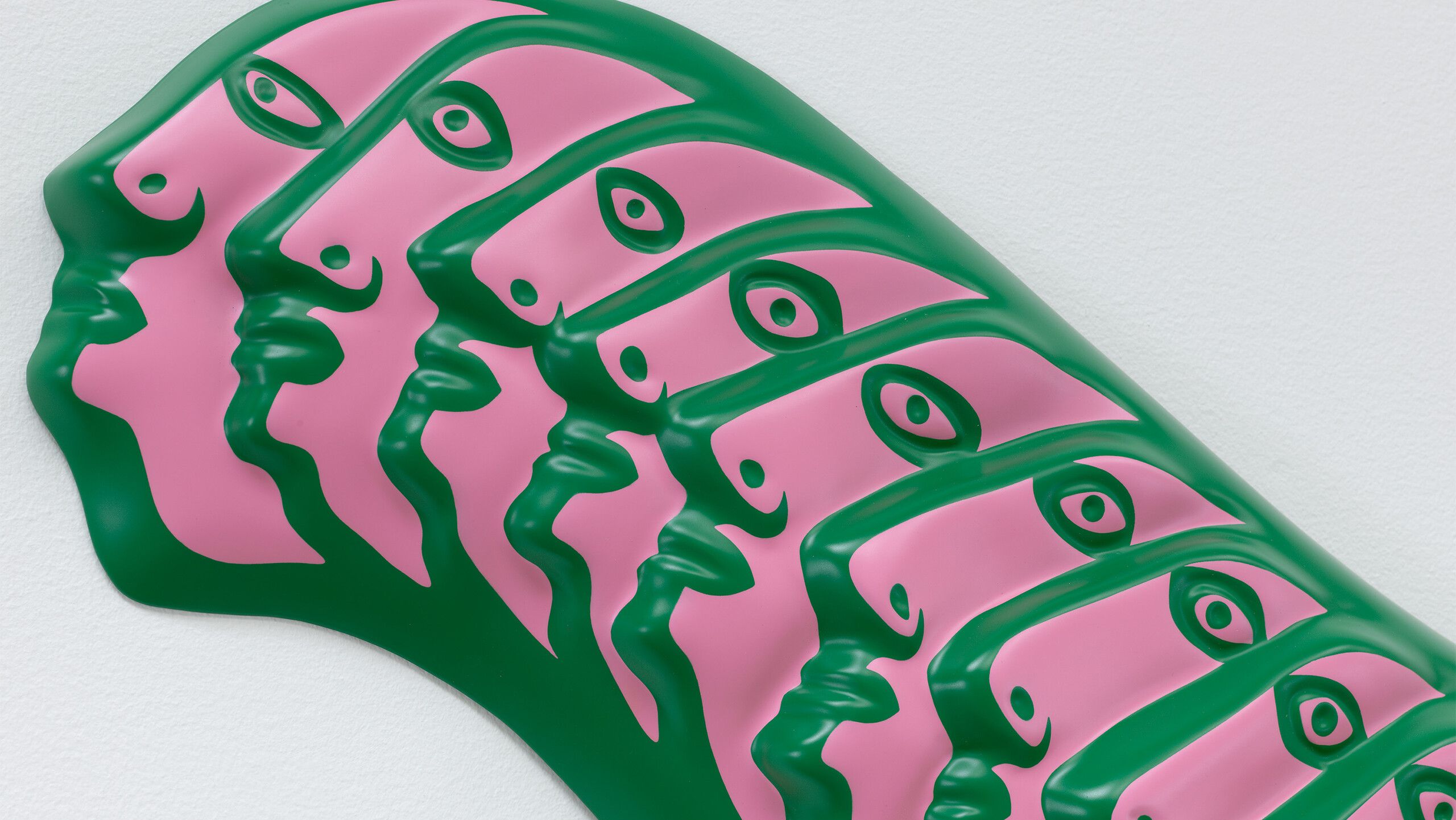 A close-up from a sculpture by Yayoi Kusama titled SOULS OF WOMEN THAT CONTINUE FOREVER (9-DG/P), dated 2020