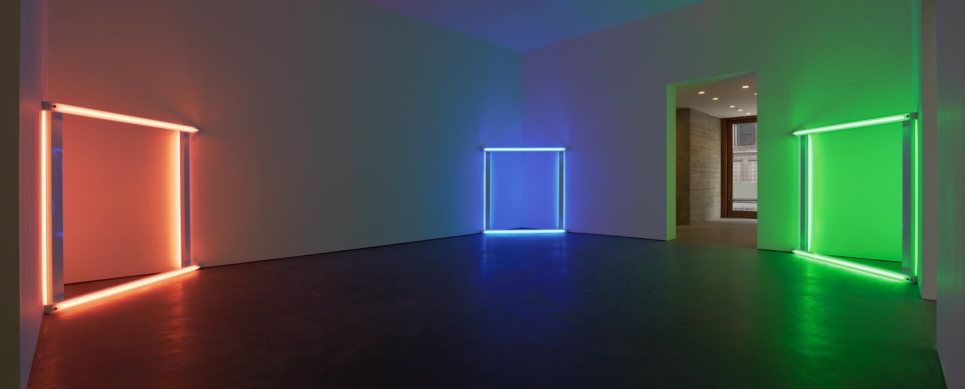 Installation view of the exhibition Dan Flavin and Donald Judd, at David Zwirner in New York, dated 2013.