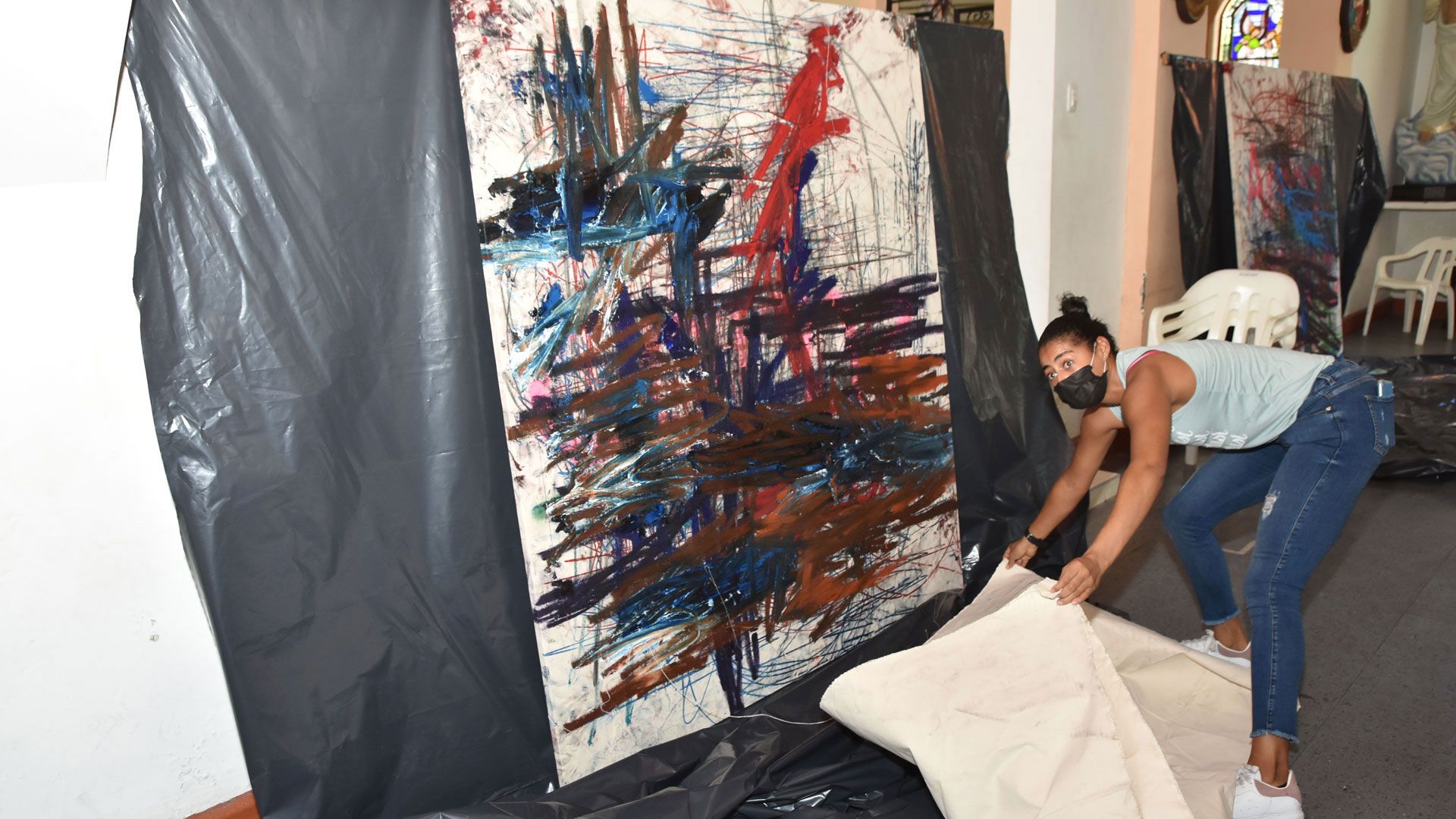 An image of the exhibition, etica y etetica, by Oscar Murillo in La Paila, dated 2020.