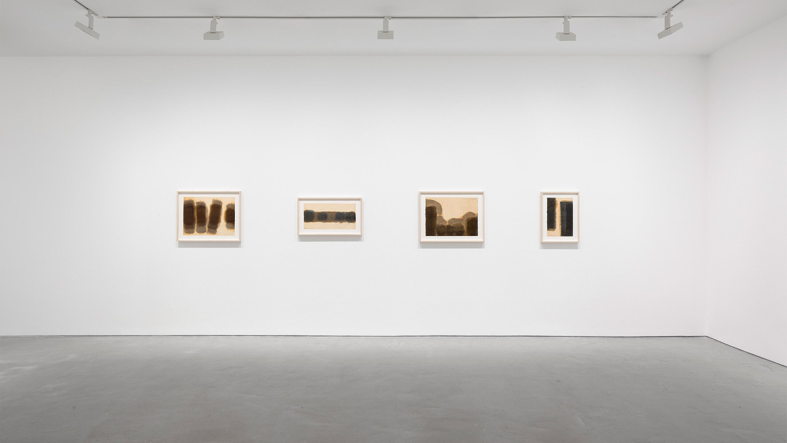 An Installation view, Yun Hyong-keun, David Zwirner, Paris, dated 2023