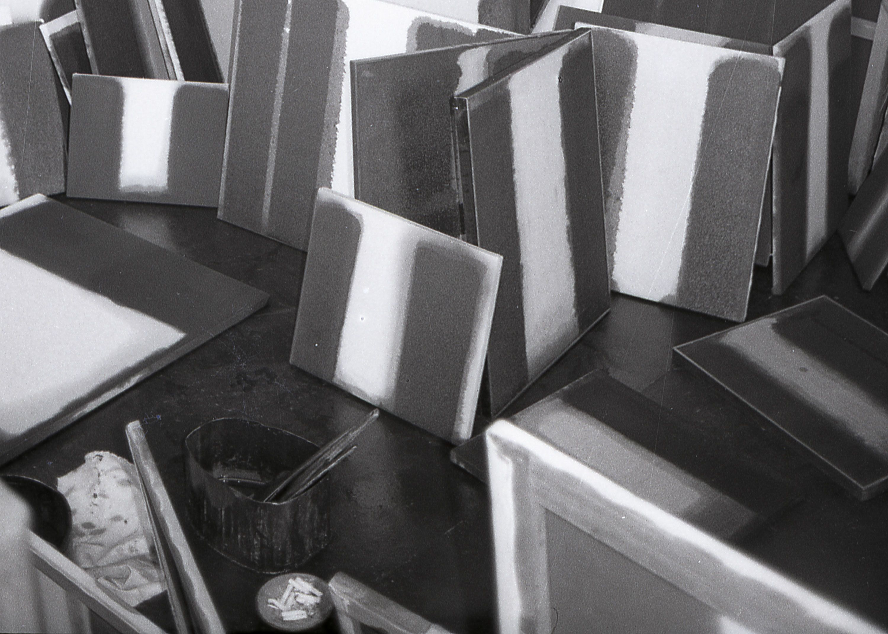 A photograph of Yun Hyong-keun's studio,  dated 1978