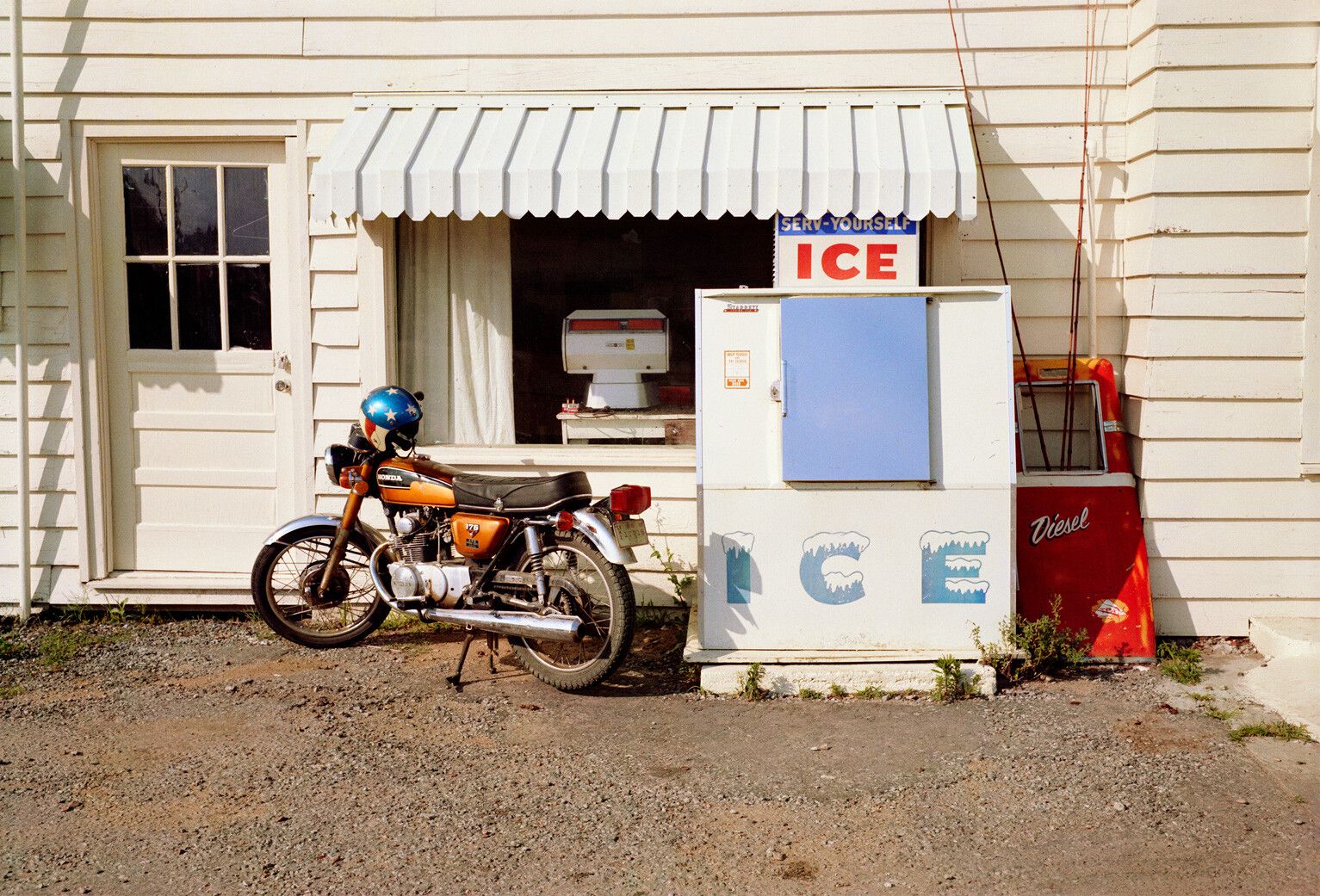 An untitled pigment print by William Eggleston, circa 1973 to 1978.