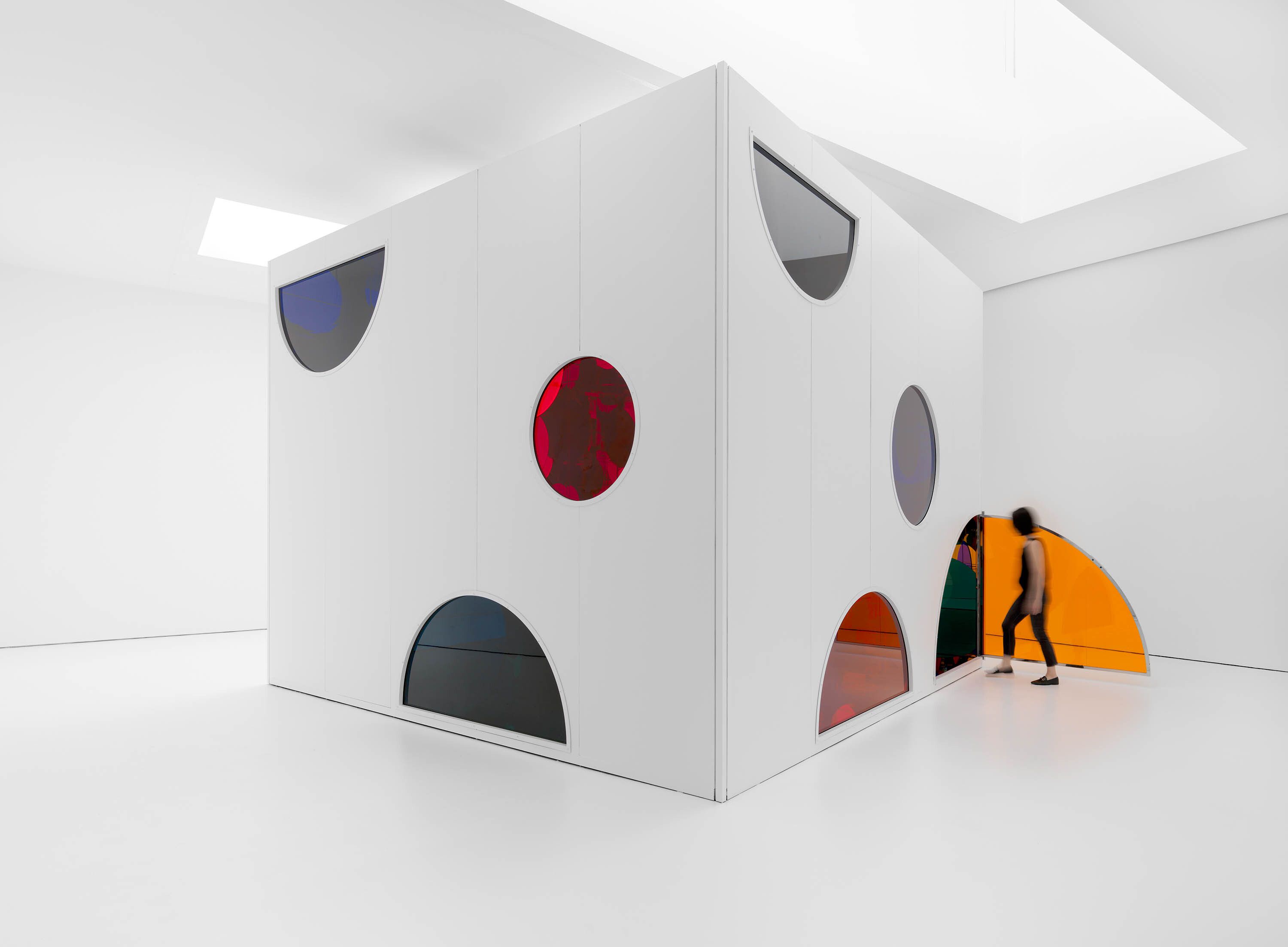 Yayoi Kusama Exhibition | I Spend Each Day Embracing Flowers