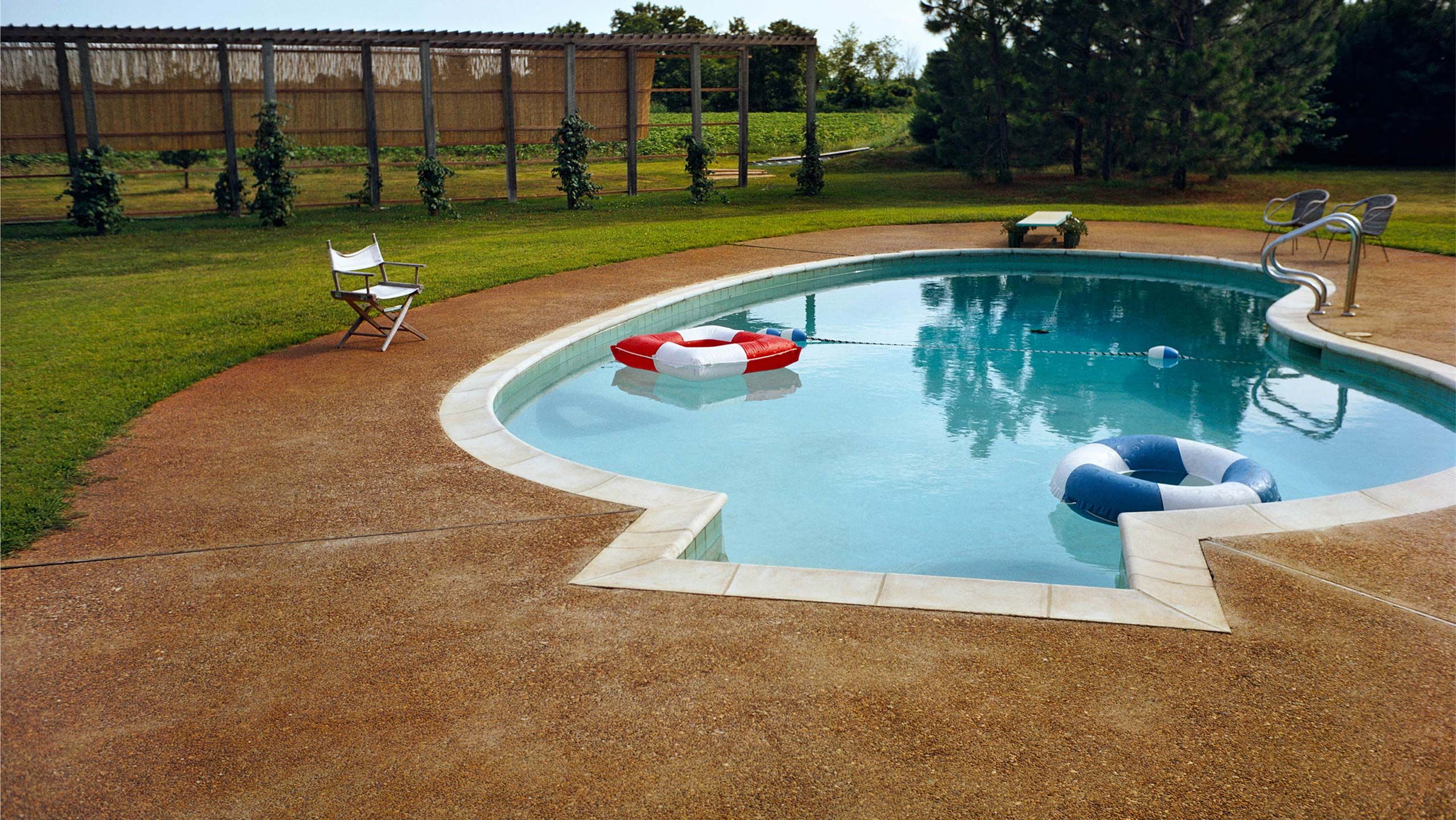 William Eggleston: The Outlands | David Zwirner