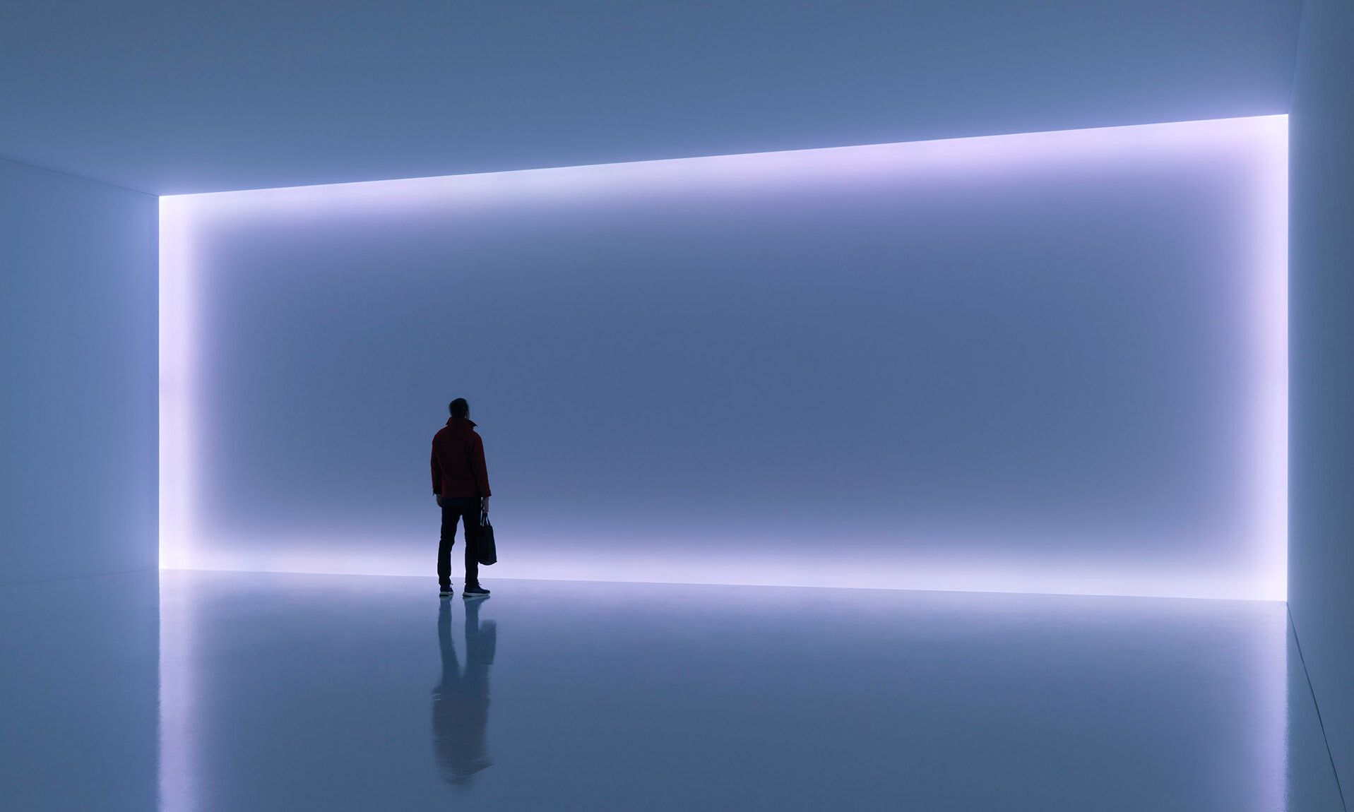 Installation view of Doug Wheeler's solo exhibition at David Zwirner, New York, 2020.