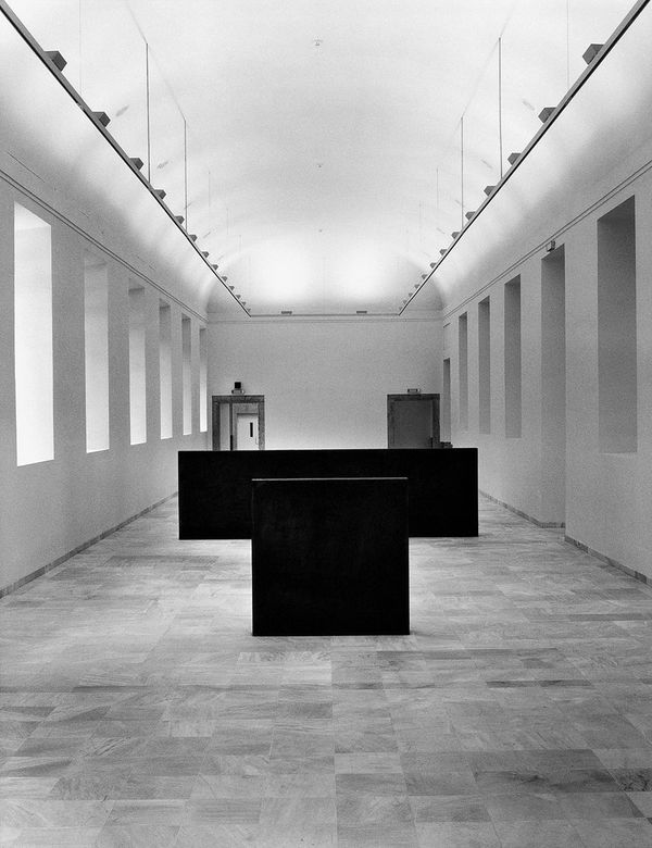Richard Serra — Equal-Parallel: Guernica-Bengasi