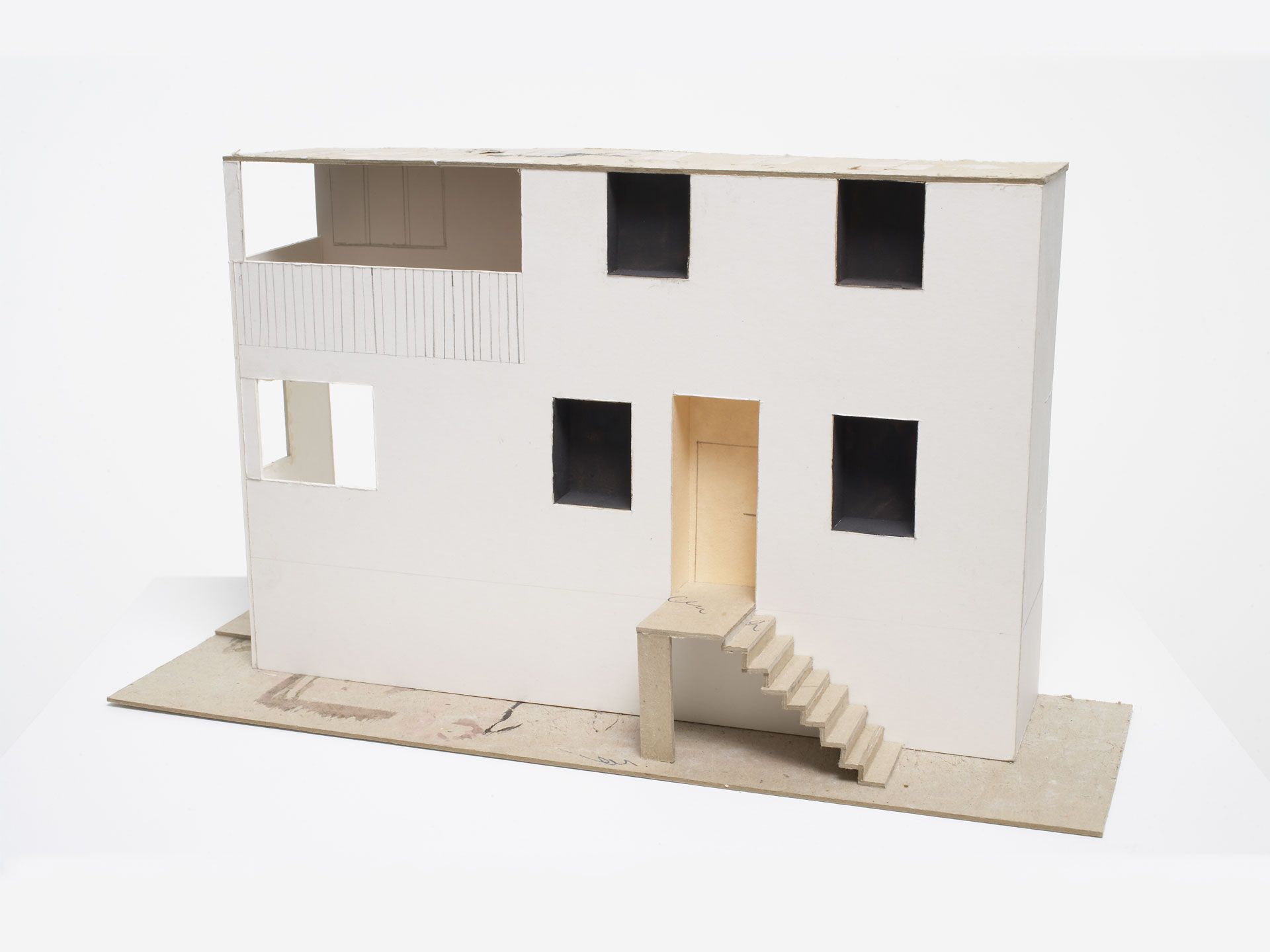 A sculpture by Jockum Nordström, titled Ache, dated 2006.