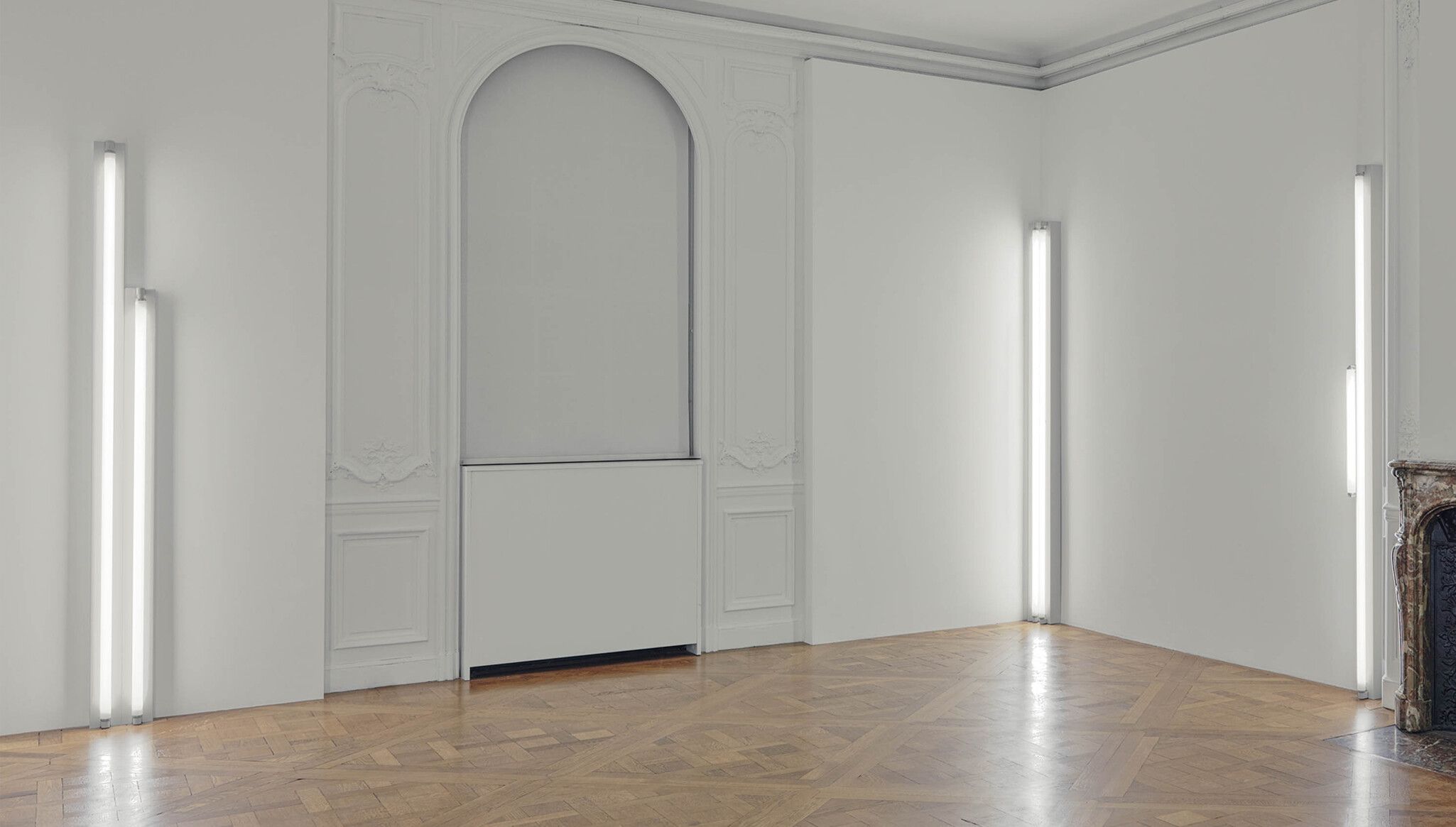 Installation view, Dan Flavin: Kornblee Gallery 1967, David Zwirner, New York, 2023