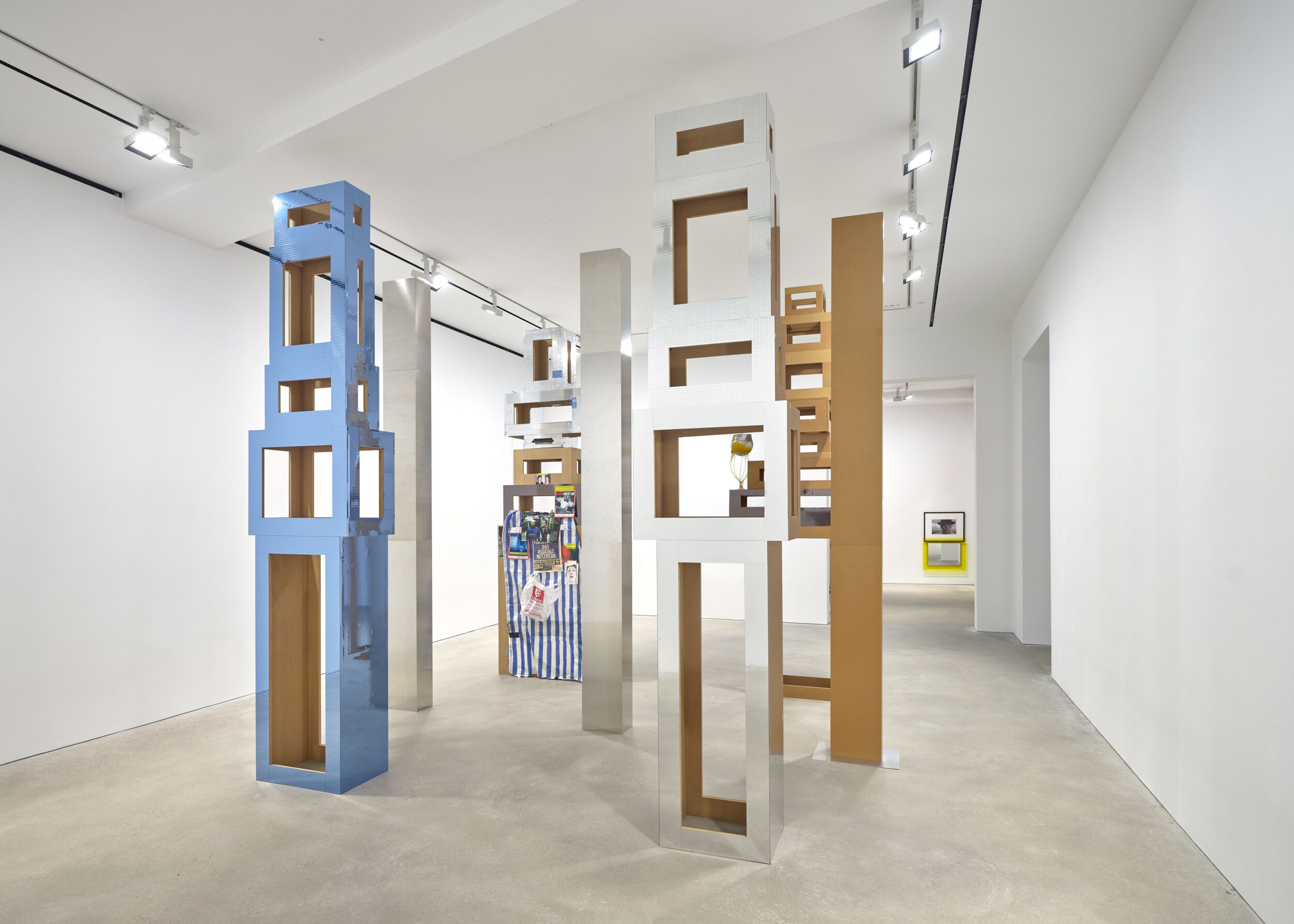 Installation view from the exhibition Isa Genzken, David Zwirner, Hong Kong, 2021