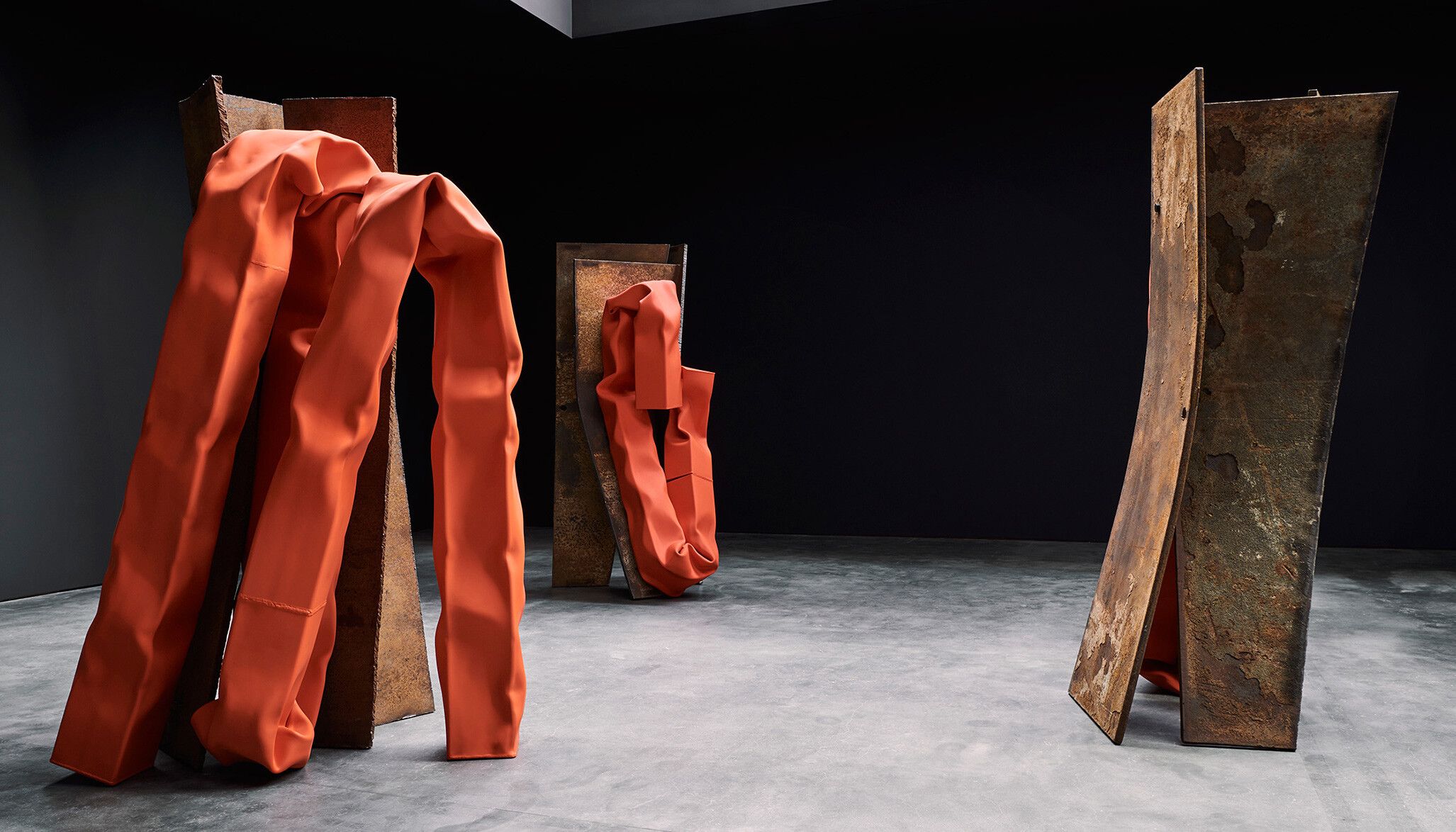 An installation view of an exhibition titled Carol Bove: Chimes at Midnight at David Zwirner, New York, in 2021.