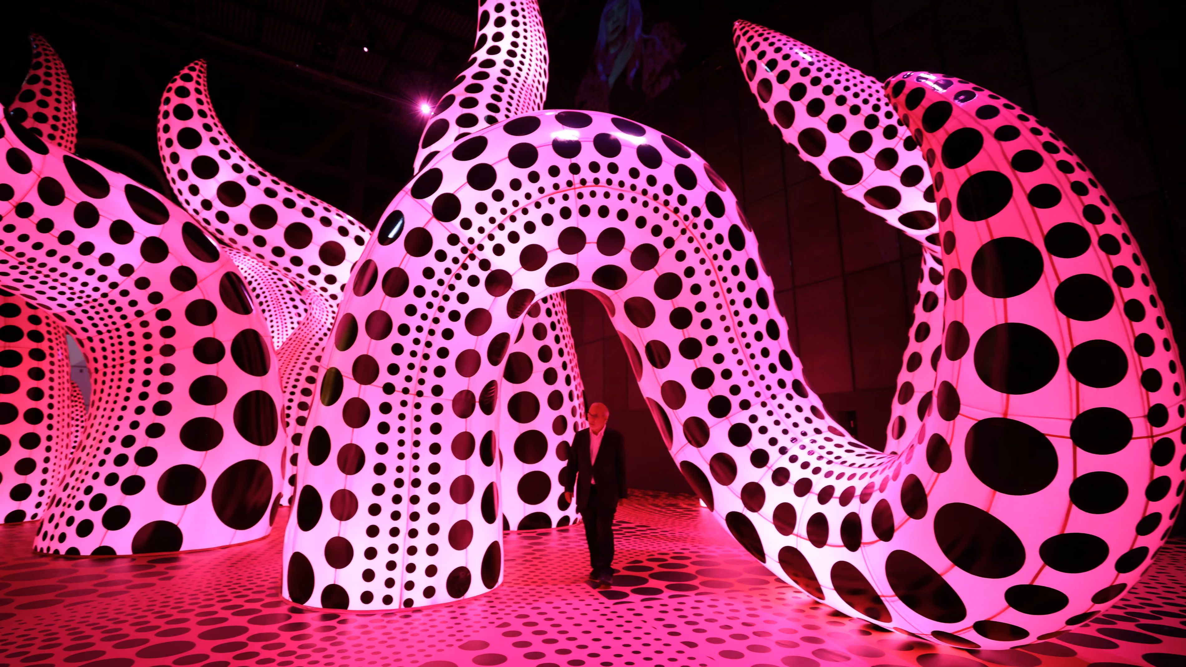 Yayoi Kusama - Selected Press | David Zwirner