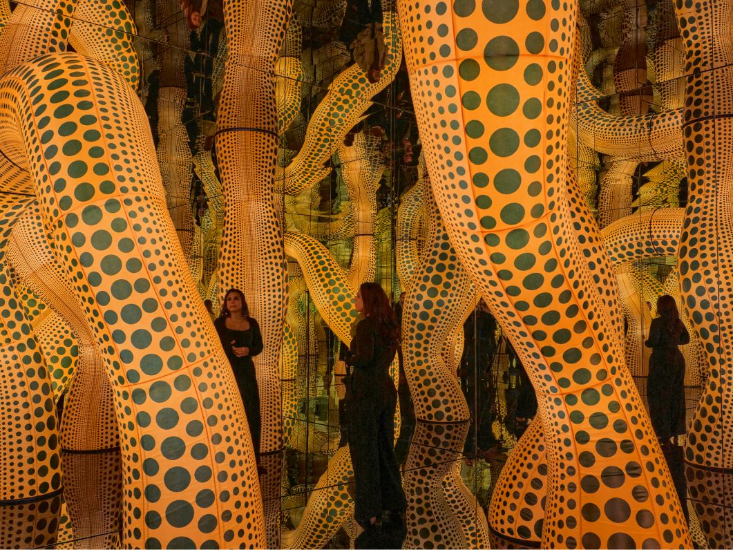 【未使用☆YAYOI KUSAMAのグラス 】 Bonhams : Yayoi Kusama (b. 1929) , 草間彌生 Flowers C 花 (This is