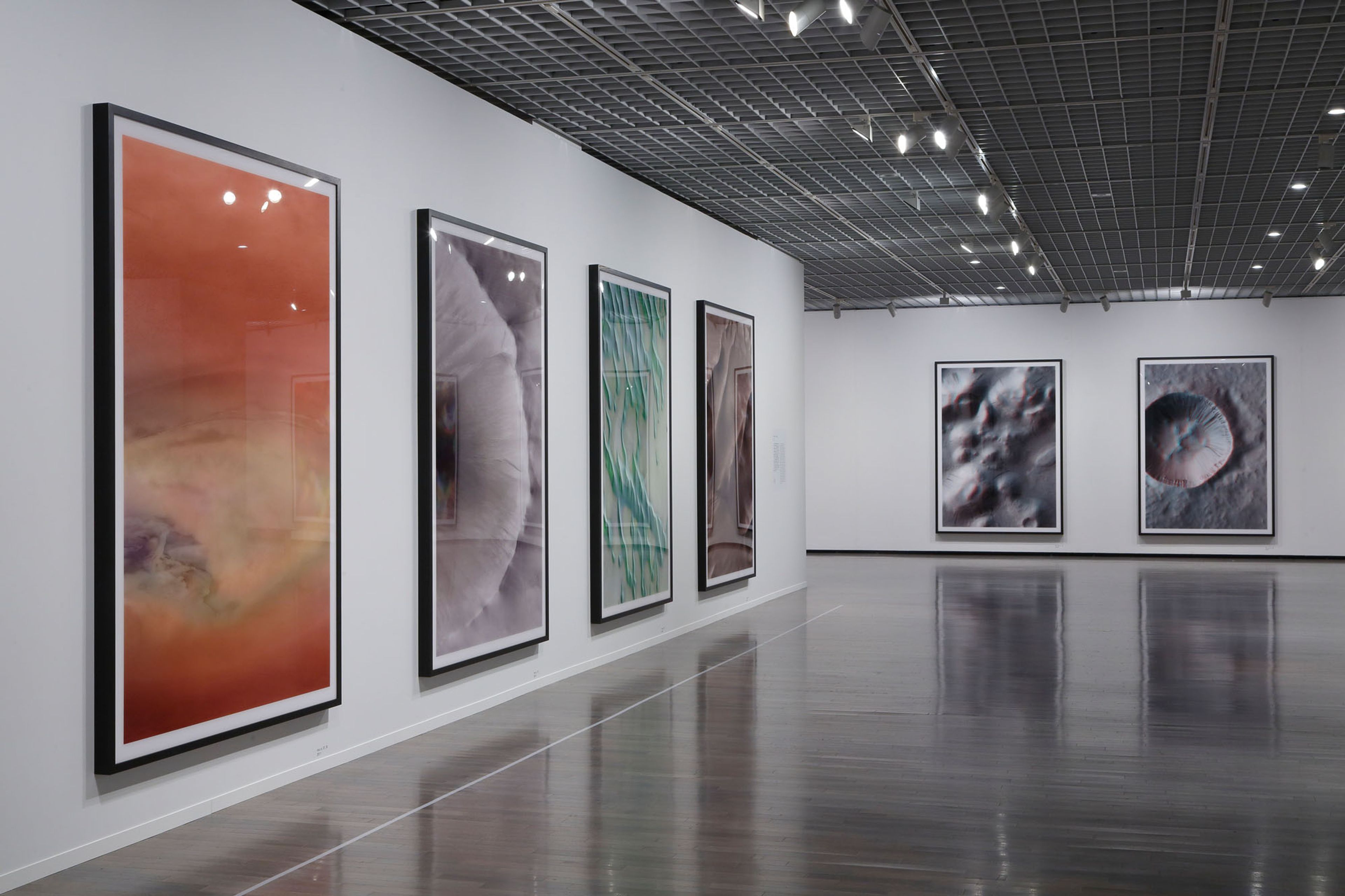 Installation view of the exhibition Thomas Ruff at The National Museum of Modern Art, Tokyo, dated 2016.