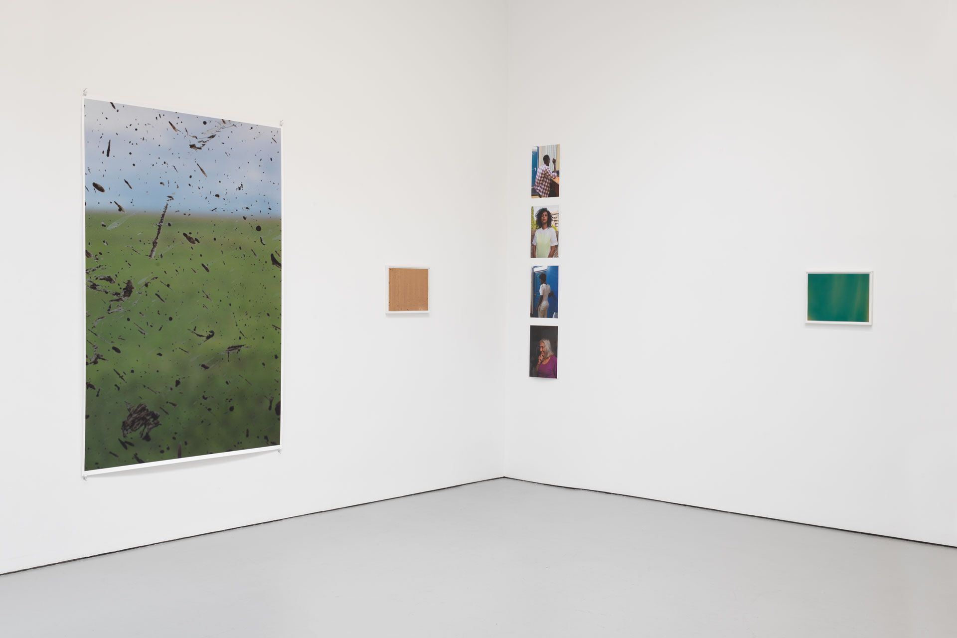 アート・デザイン・音楽 Wolfgang Tillmans For When I'm Weak I'm Wolfgang Tillmans | Art | Store | Phaidon