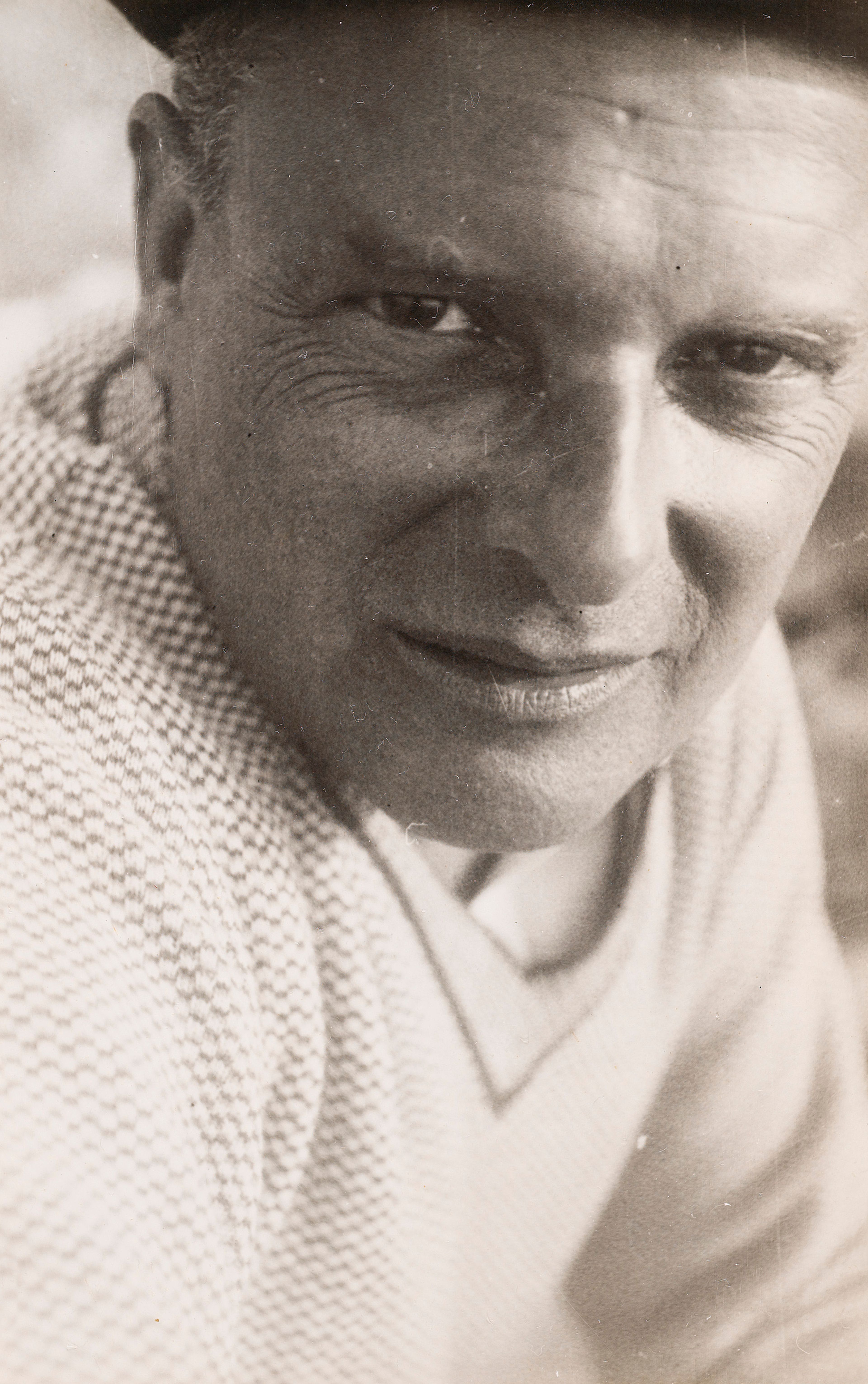 A photograph of Paul Klee by Josef Albers, dated 1929.
