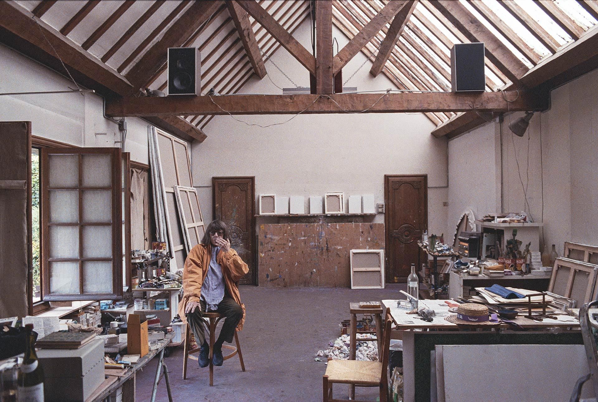 A photograph of Joan Mitchell in her studio, by David Turnley.
