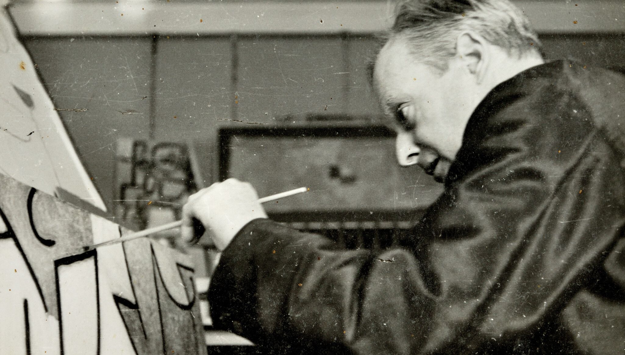 Paul Klee in his studio, Kistlerweg 6, Bern, 1939. © Zentrum Paul Klee, Bern, Schenkung Familie Klee, photo by Felix Klee