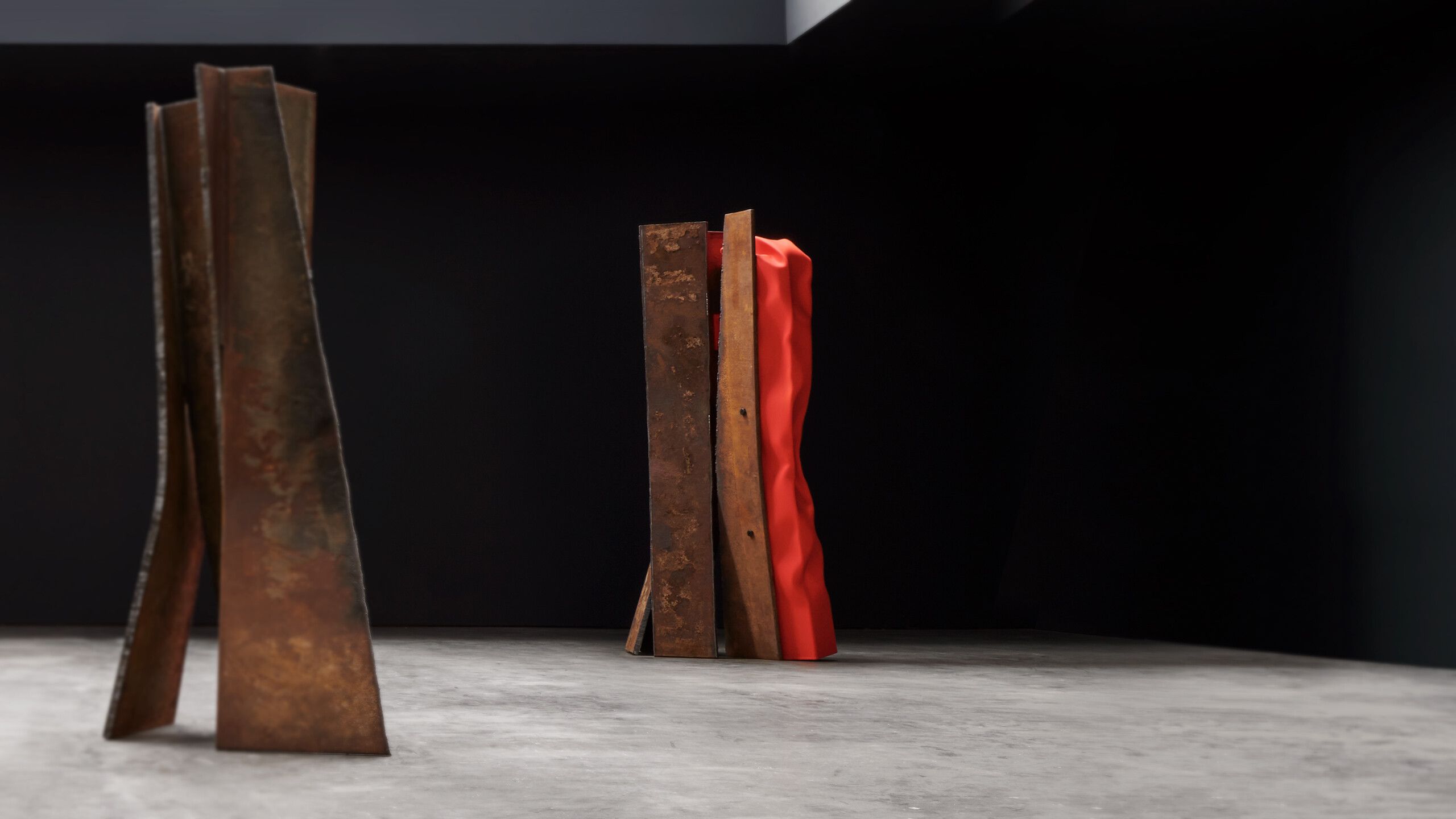 A steel, stainless steel, and urethane paint by Carol Bove, titled Chimes at Midnight IV, dated 2021.