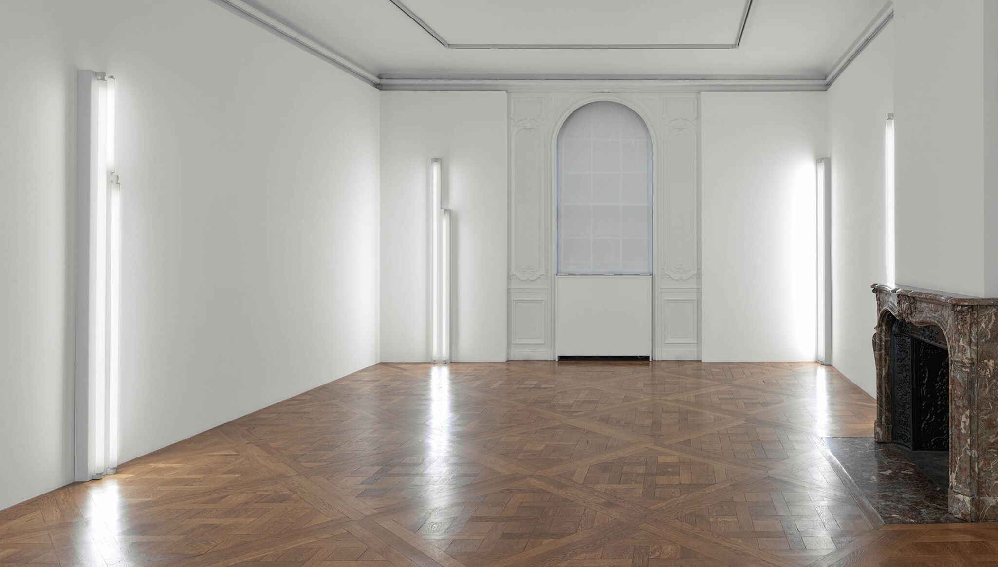 Installation view, Dan Flavin: Kornblee Gallery 1967, David Zwirner, New York, 2023