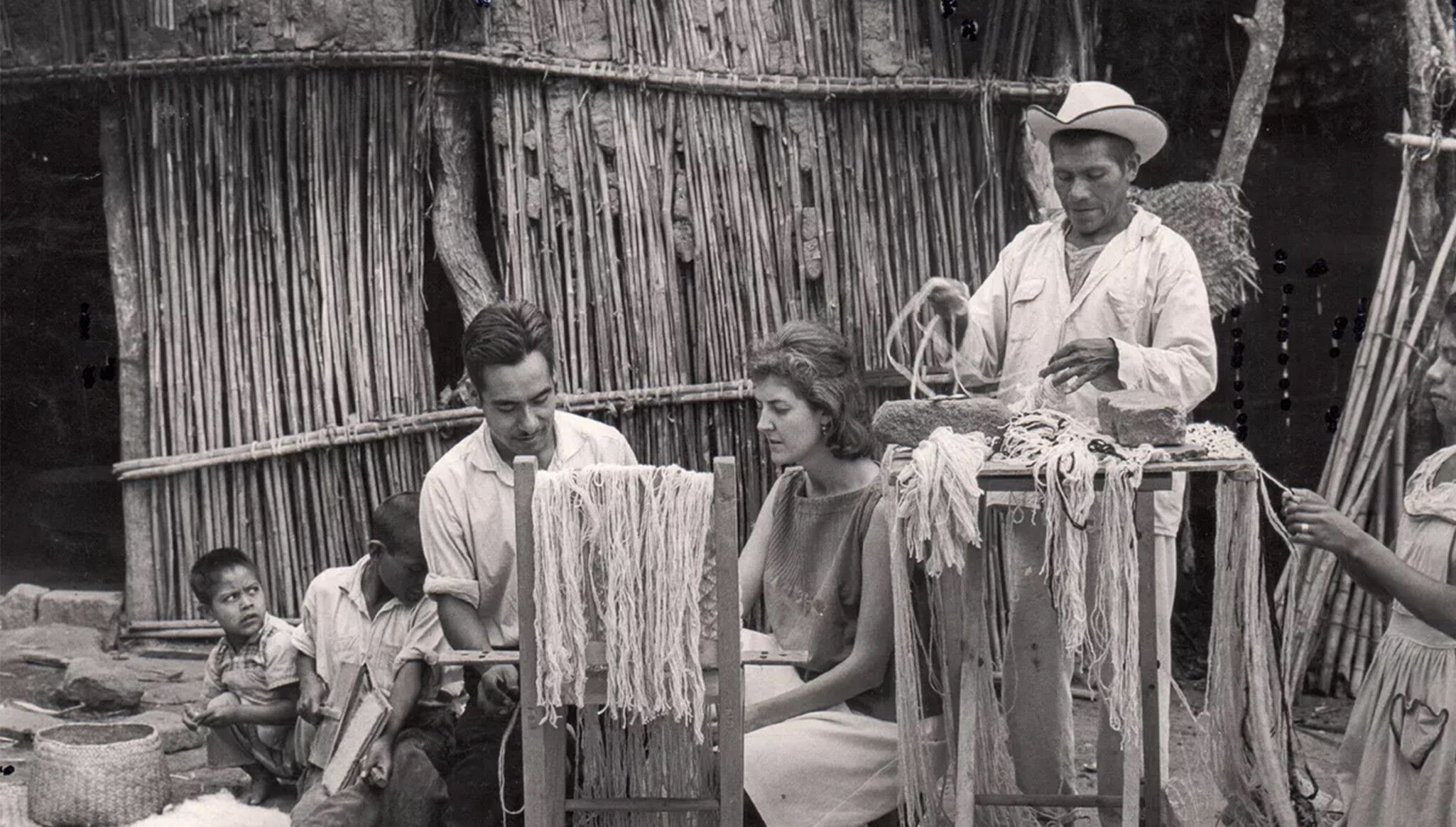 A photo of Sheila Hicks learning to knot with Rufino Reyes, in Oaxaca, Mexico, dated 1961.