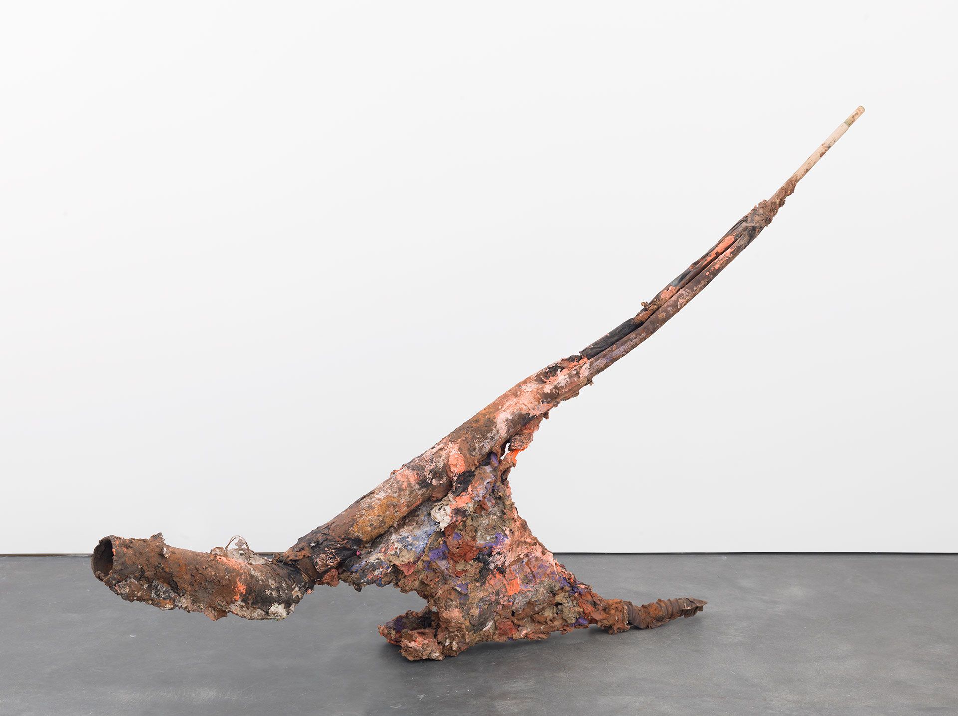 A sculpture by Franz West, titled Selbiges (The Thing Itself), dated 1987.
