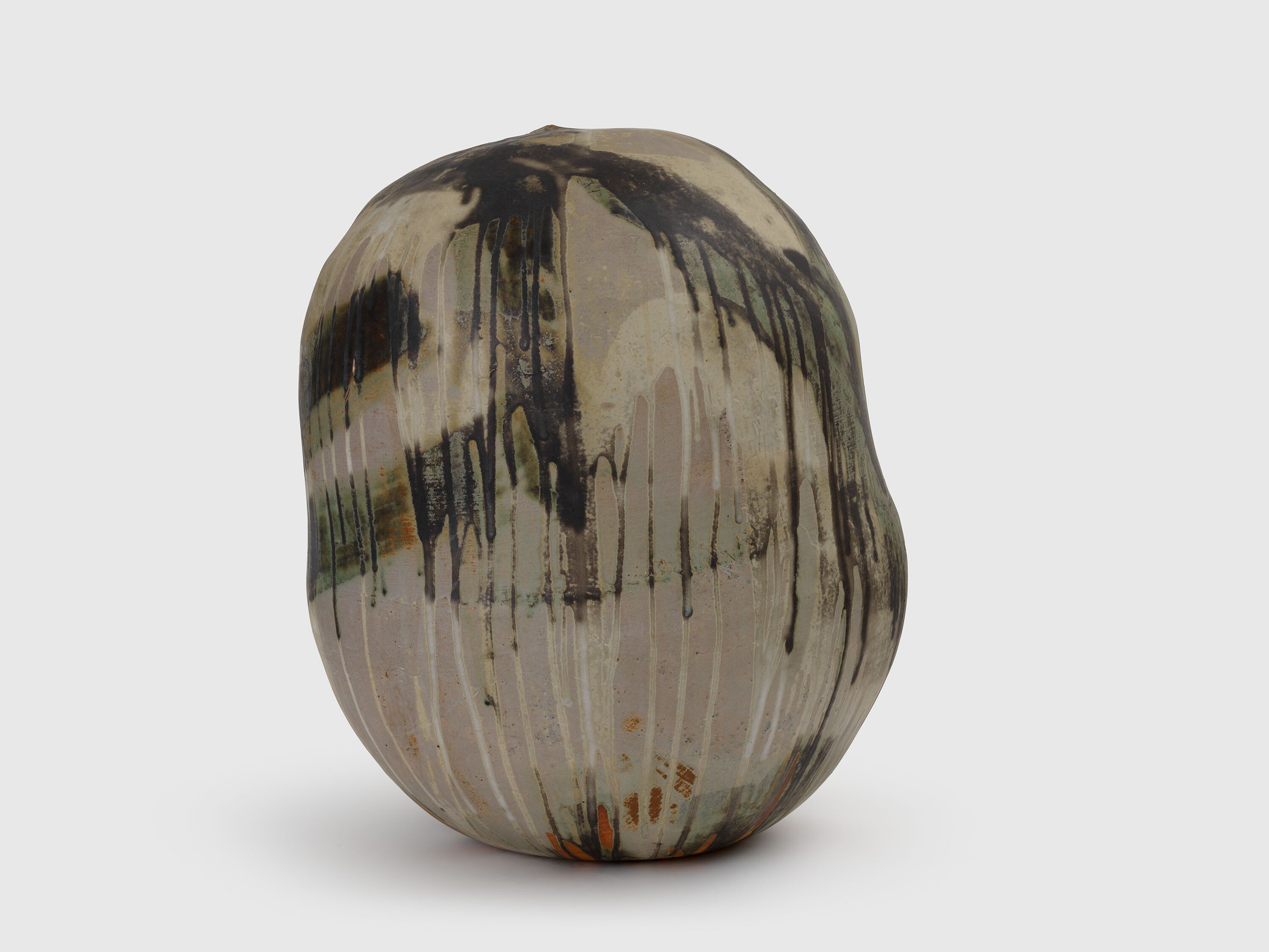 A sculpture by Toshiko Takaezu, titled ﻿Manoa, dated 1987.