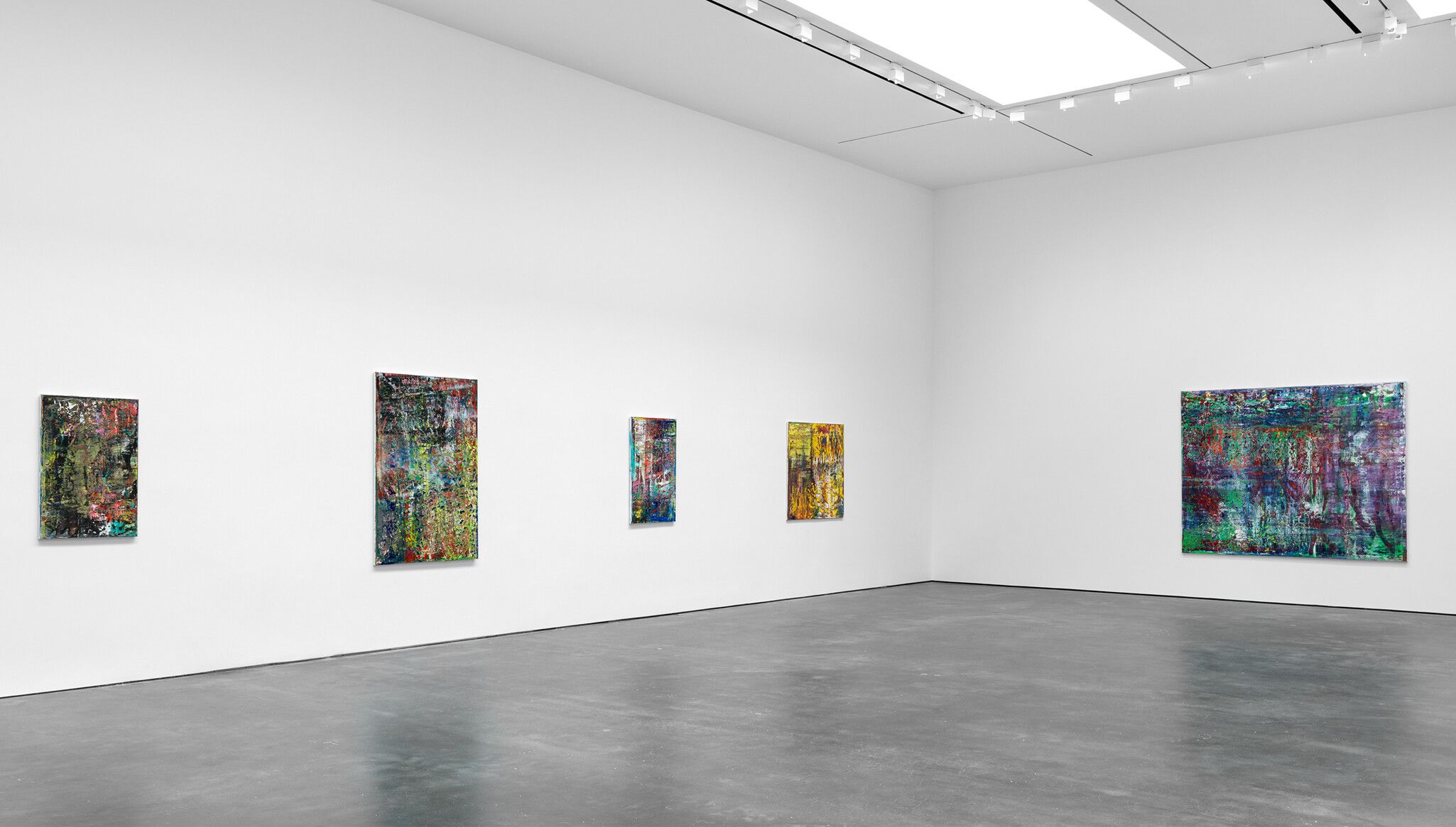 Installation view of the exhibition "Gerhard Richter," at David Zwirner in New York, dated 2023.