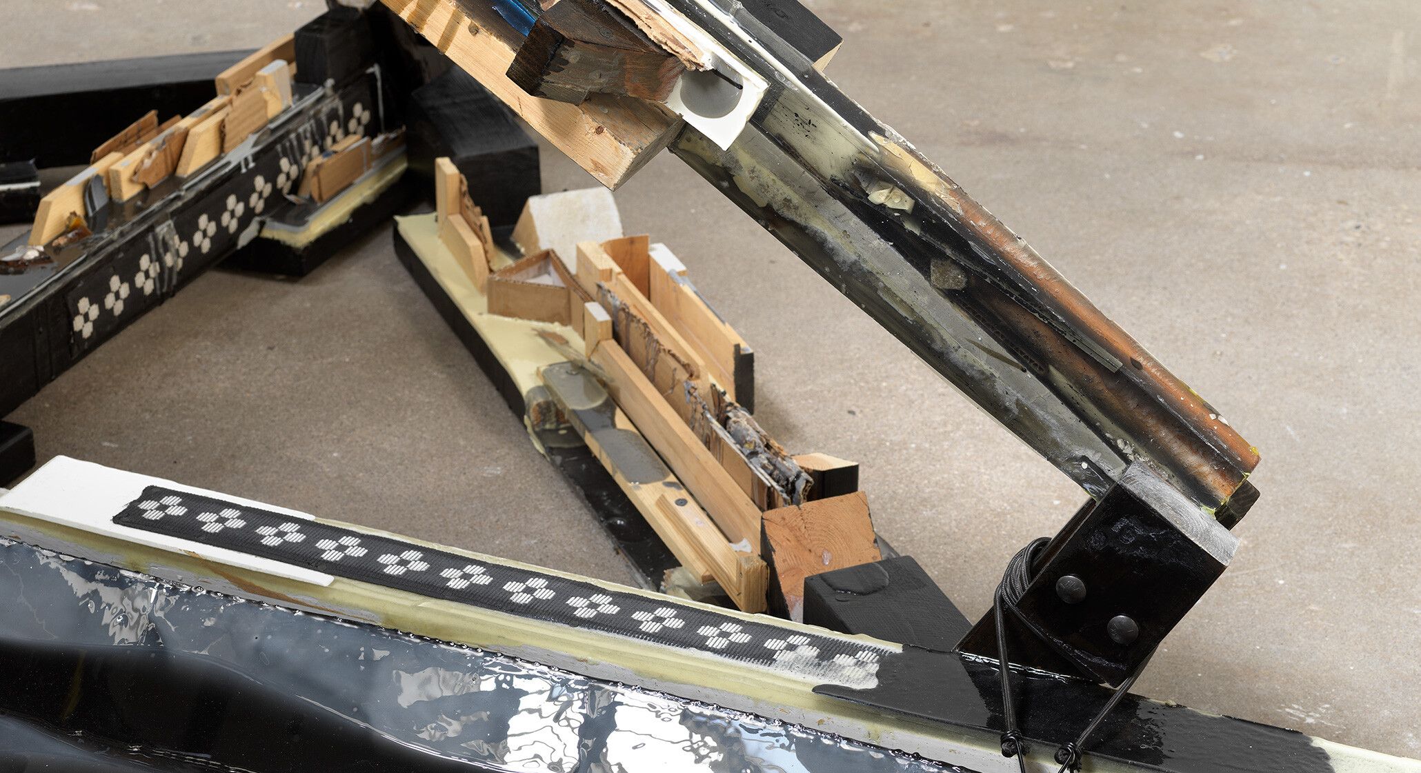 A detail from a sculpture by Andra Ursuţa, titled Vandal Lust, dated 2011/2022.