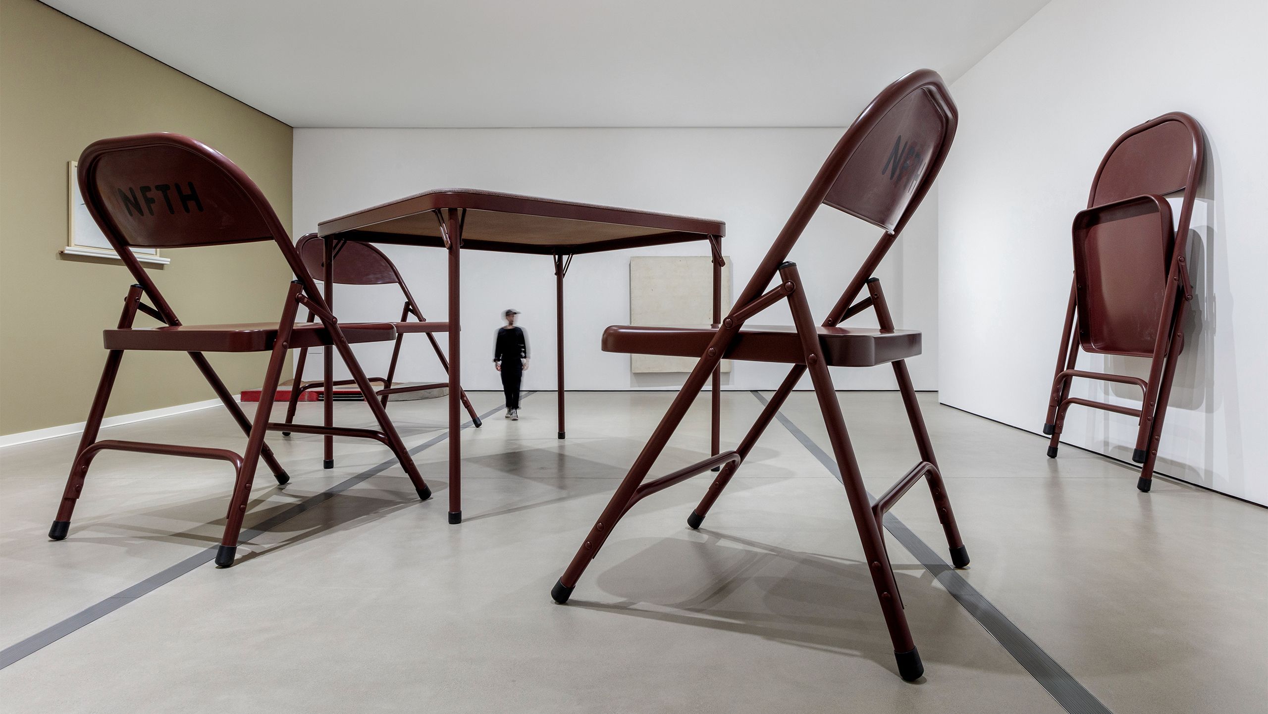 Robert Therrien - Artworks & Biography | David Zwirner