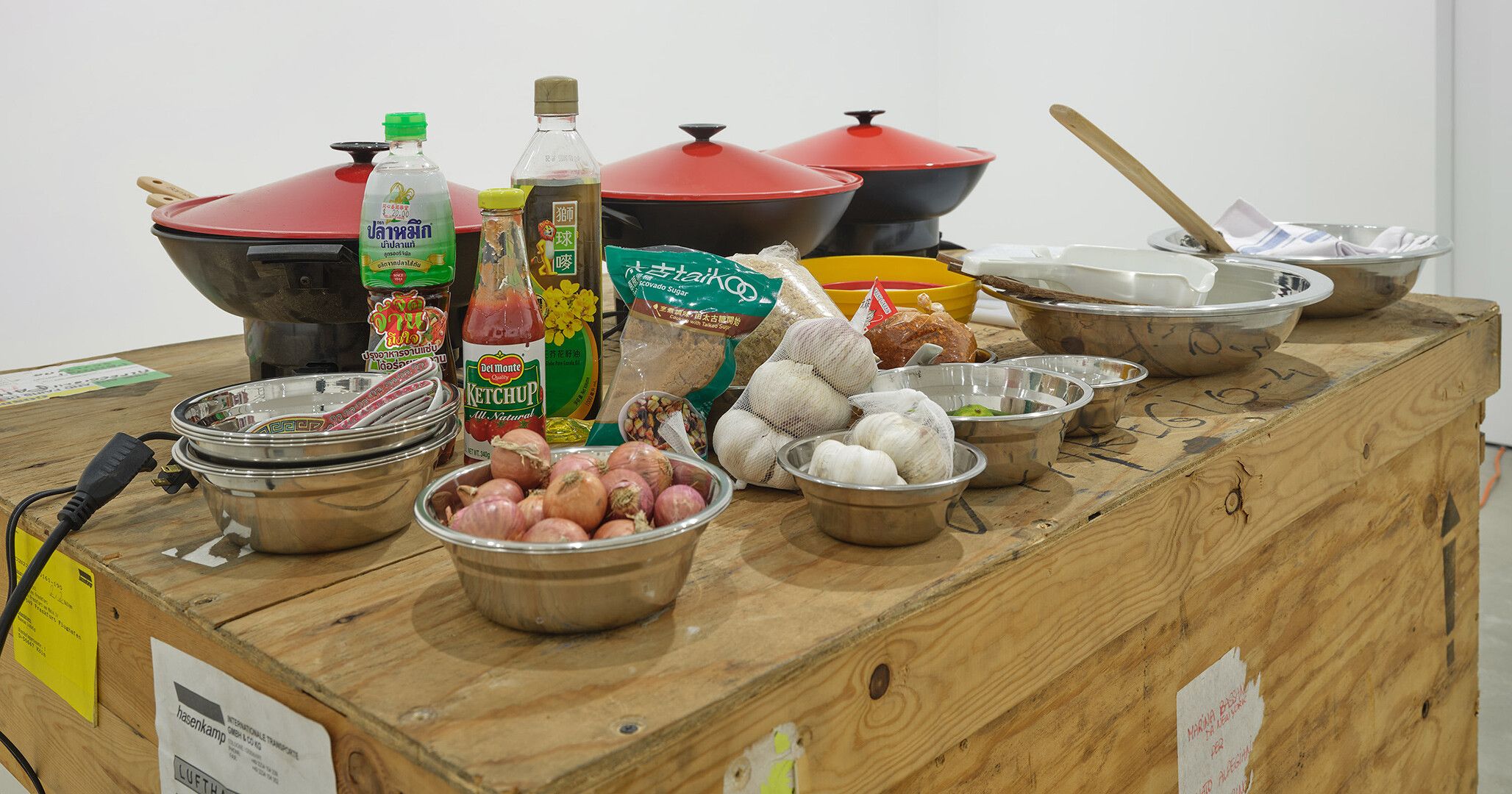 An installation view of an exhibition titled The Real World at David Zwirner, Hong Kong, in 2021.