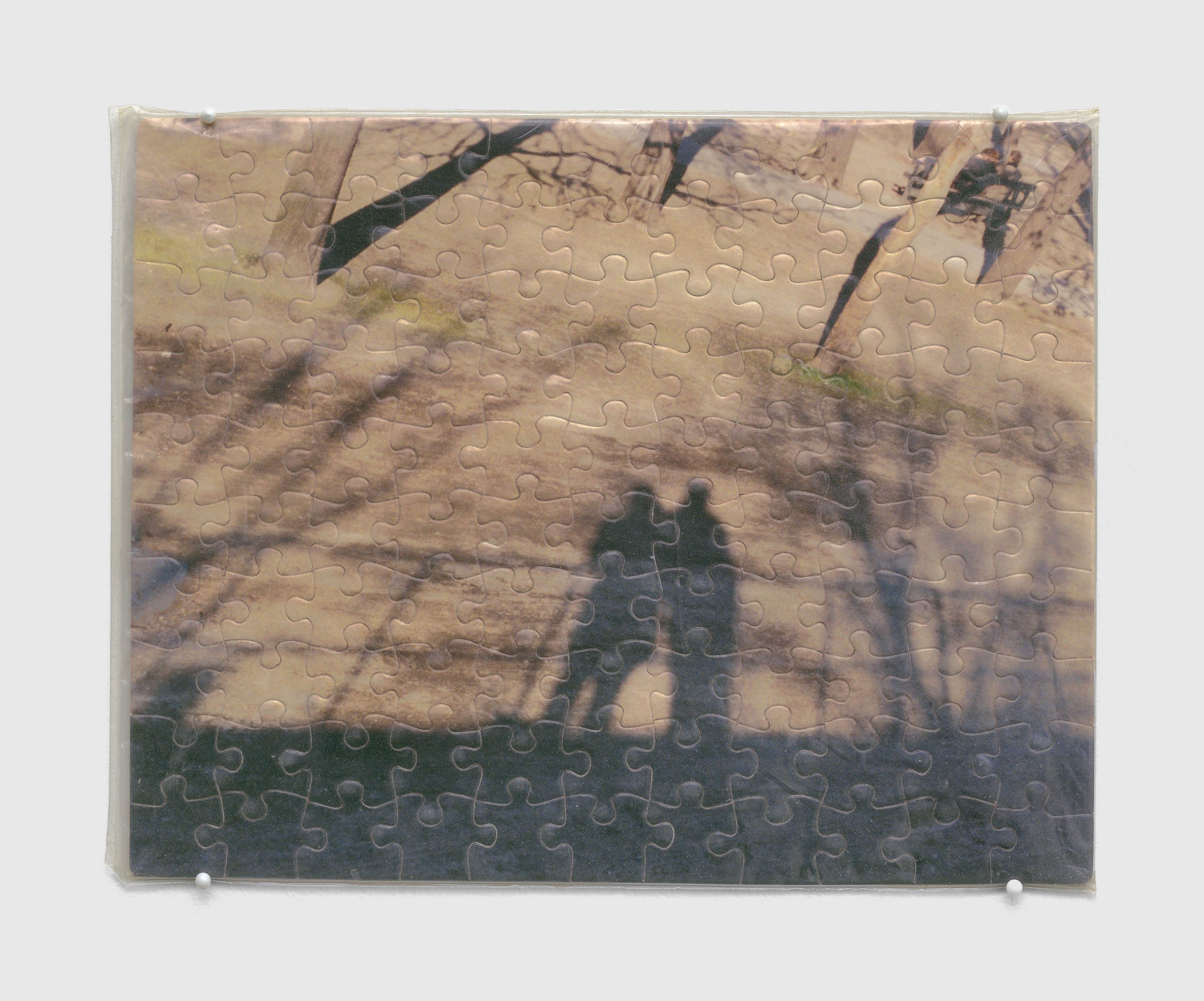 A sculpture by Felix Gonzalez-Torres, called "Untitled" (Paris 1989), dated 1989.