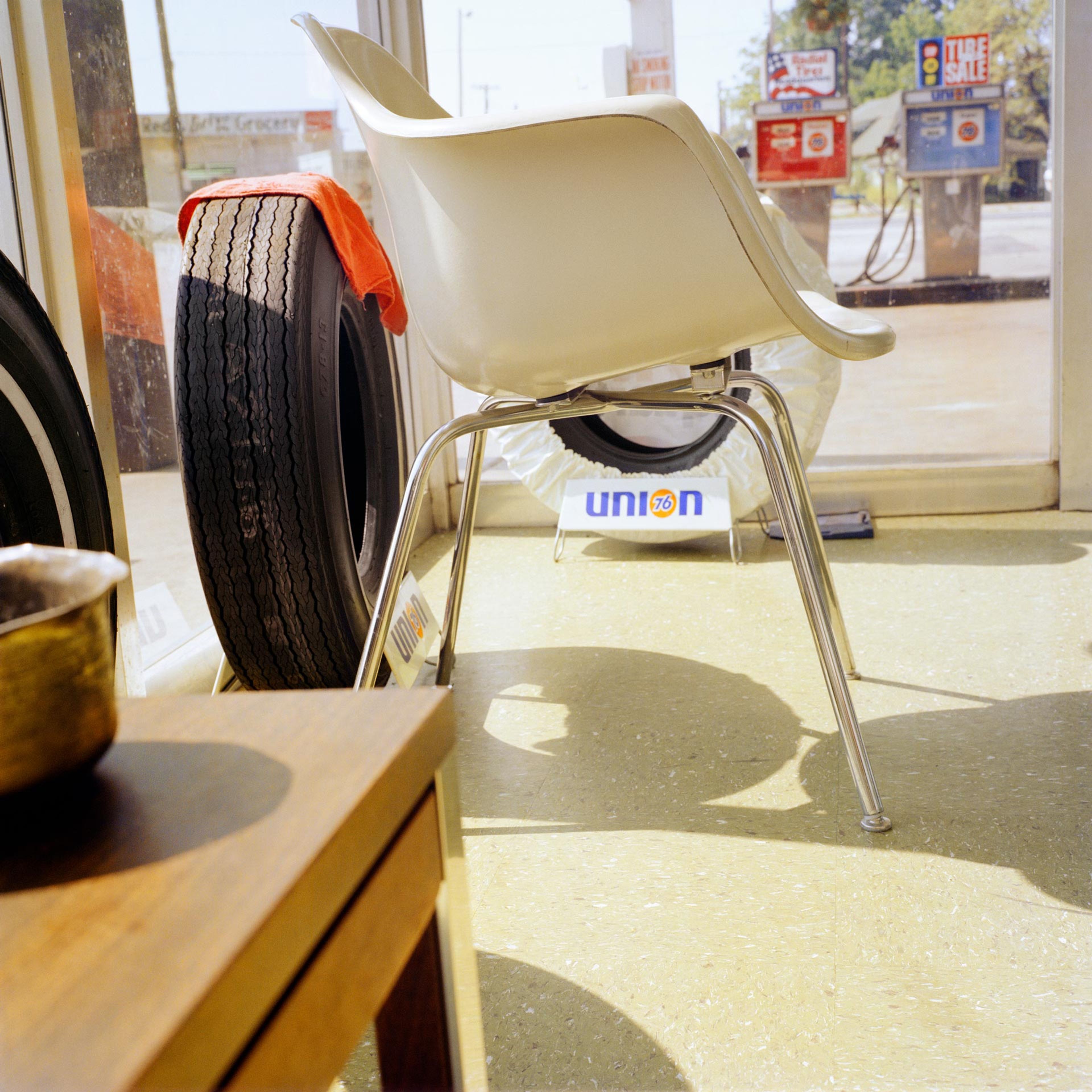 An untitled photograph by William Eggleston, dated circa 1977.