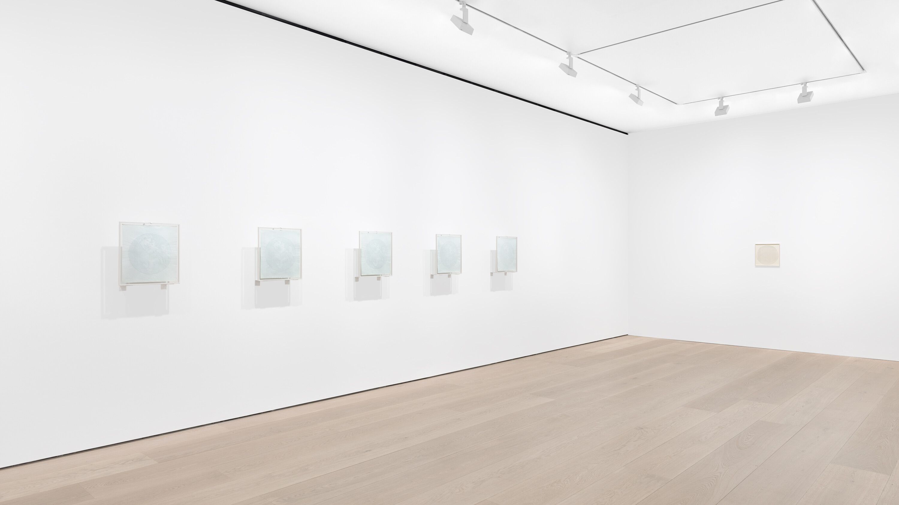 Installation view, Robert Ryman: Line, David Zwirner, London, 2023.