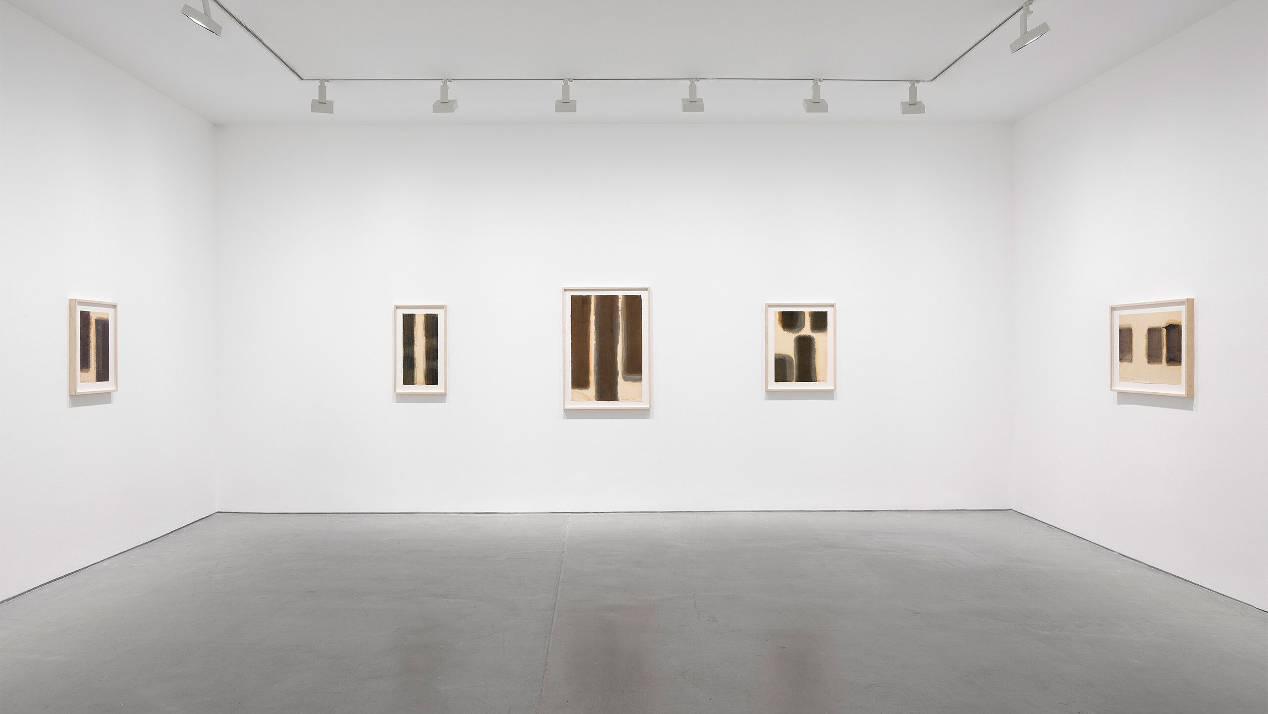 An Installation view, Yun Hyong-keun, David Zwirner, Paris, dated 2023