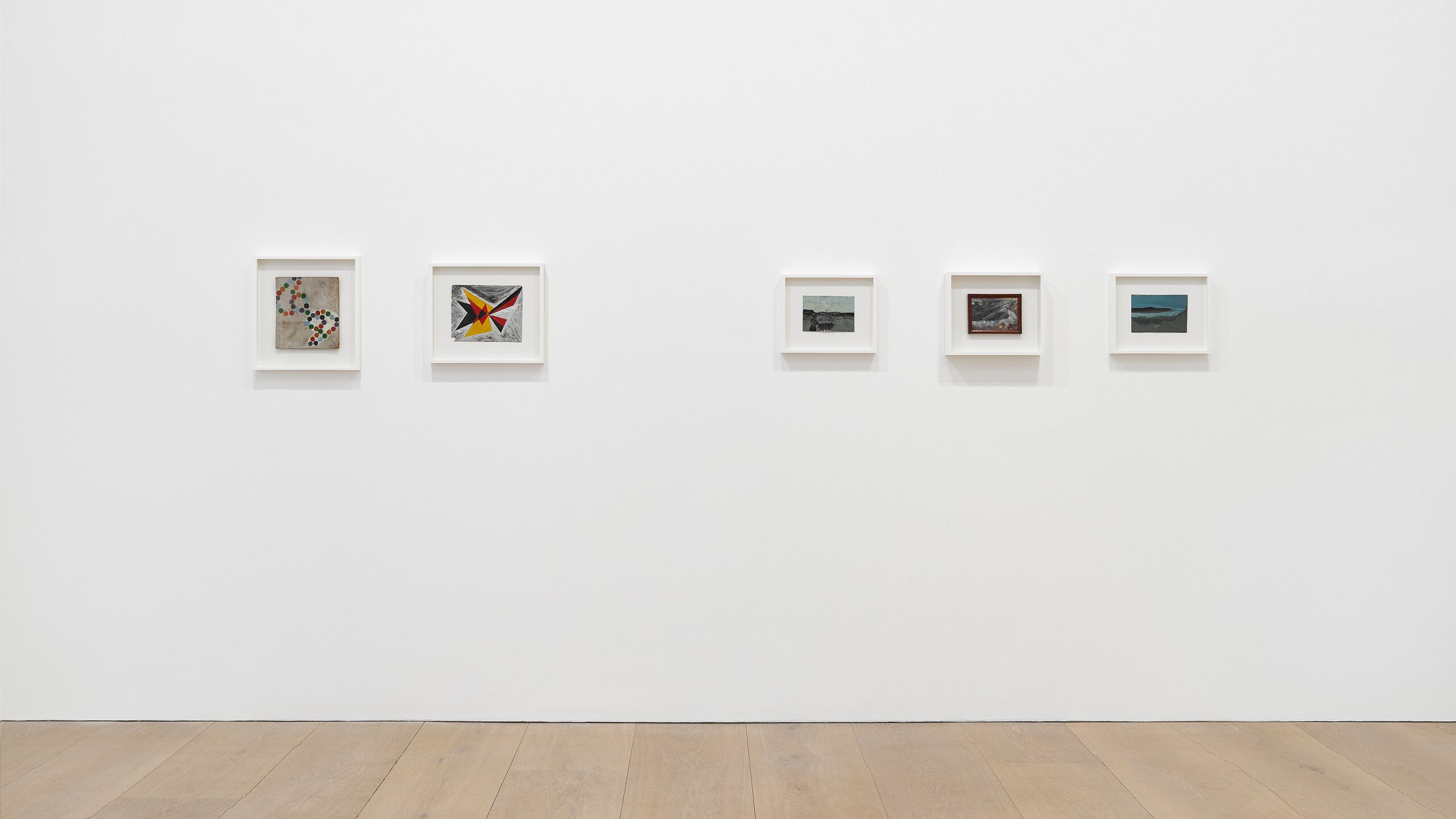 An installation view of an exhibition titled Frank Walter at David Zwirner, London, in 2021.